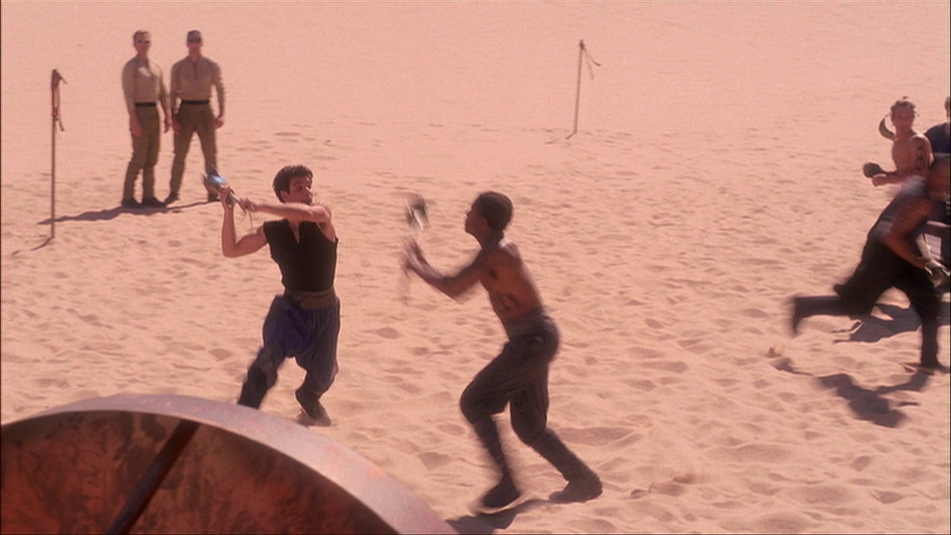 extant_StarTrek_ENT_1x24-DesertCrossing_0834.jpg