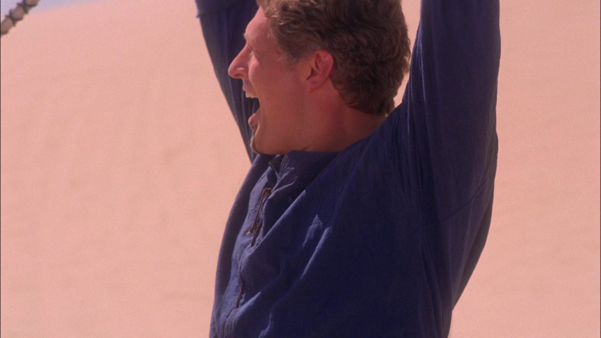 extant_StarTrek_ENT_1x24-DesertCrossing_0841.jpg