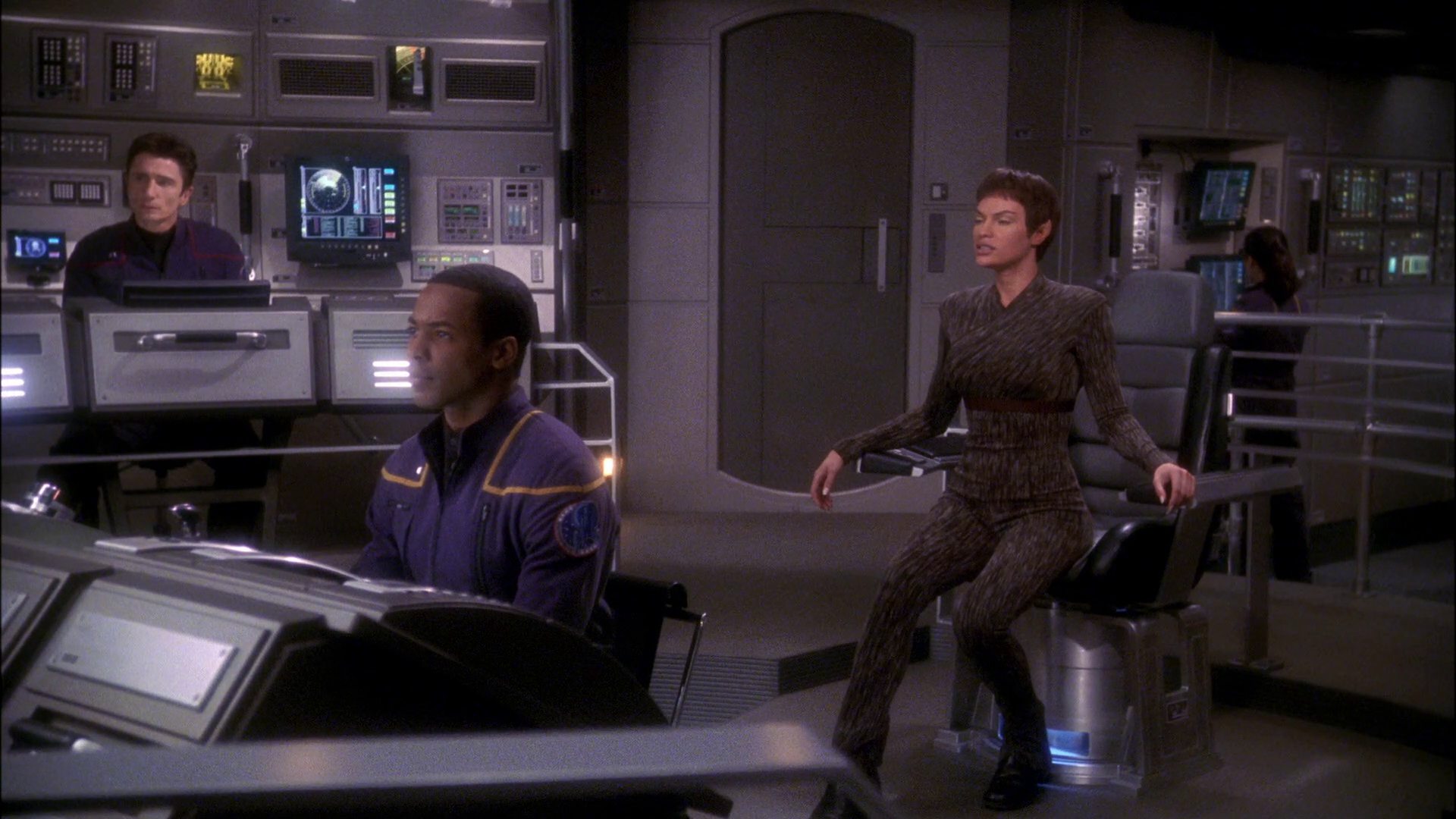 extant_StarTrek_ENT_1x24-DesertCrossing_0900.jpg
