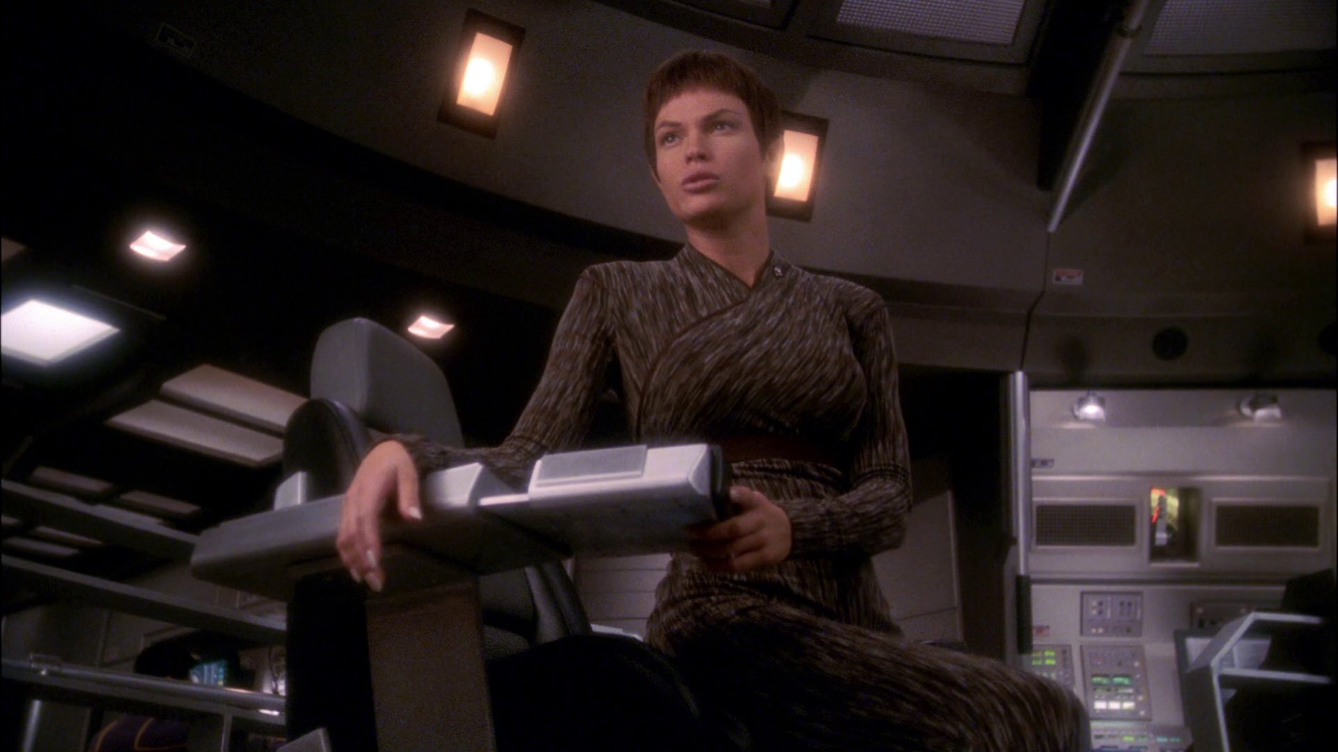 extant_StarTrek_ENT_1x24-DesertCrossing_1091.jpg