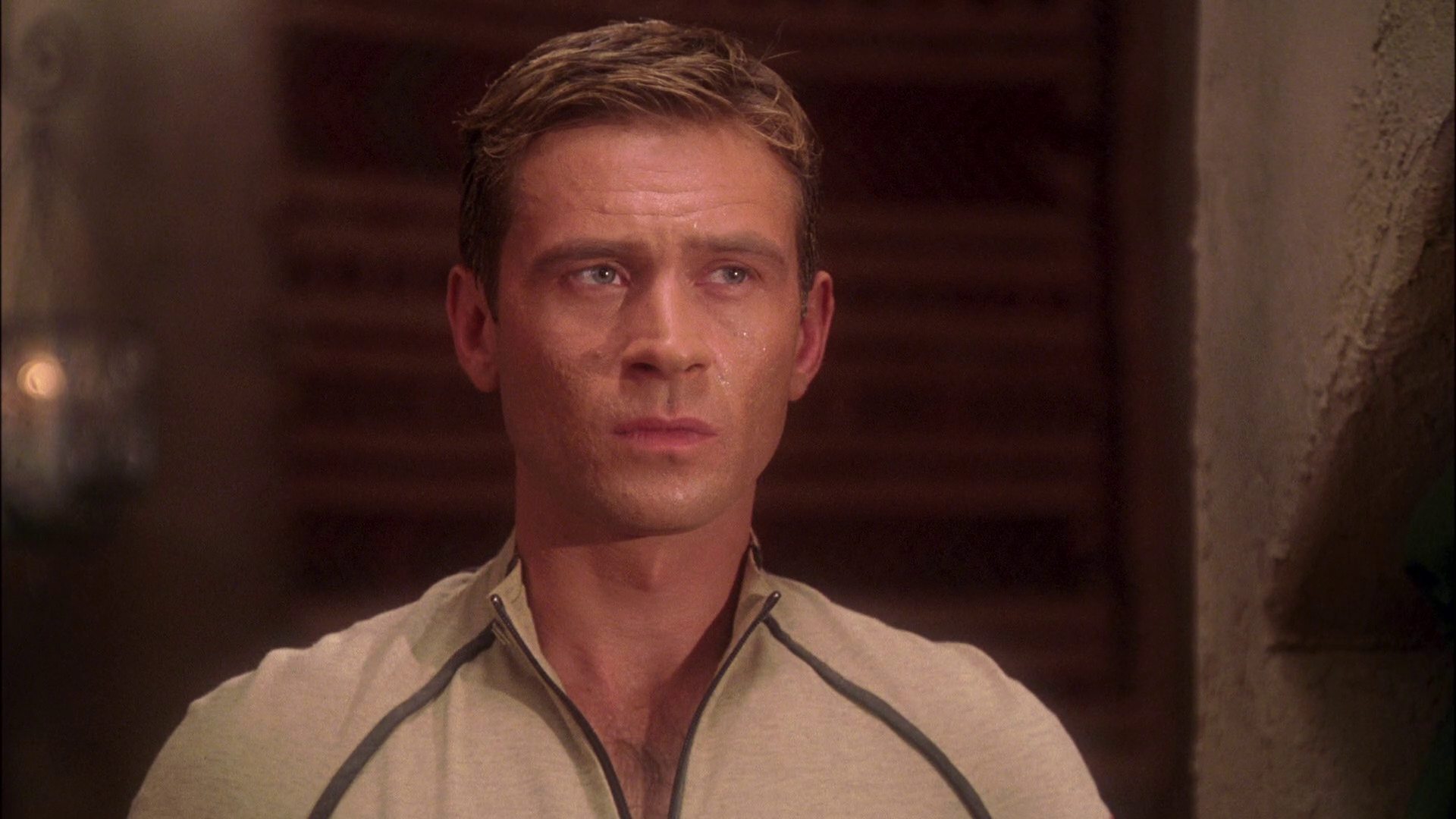 extant_StarTrek_ENT_1x24-DesertCrossing_1391.jpg