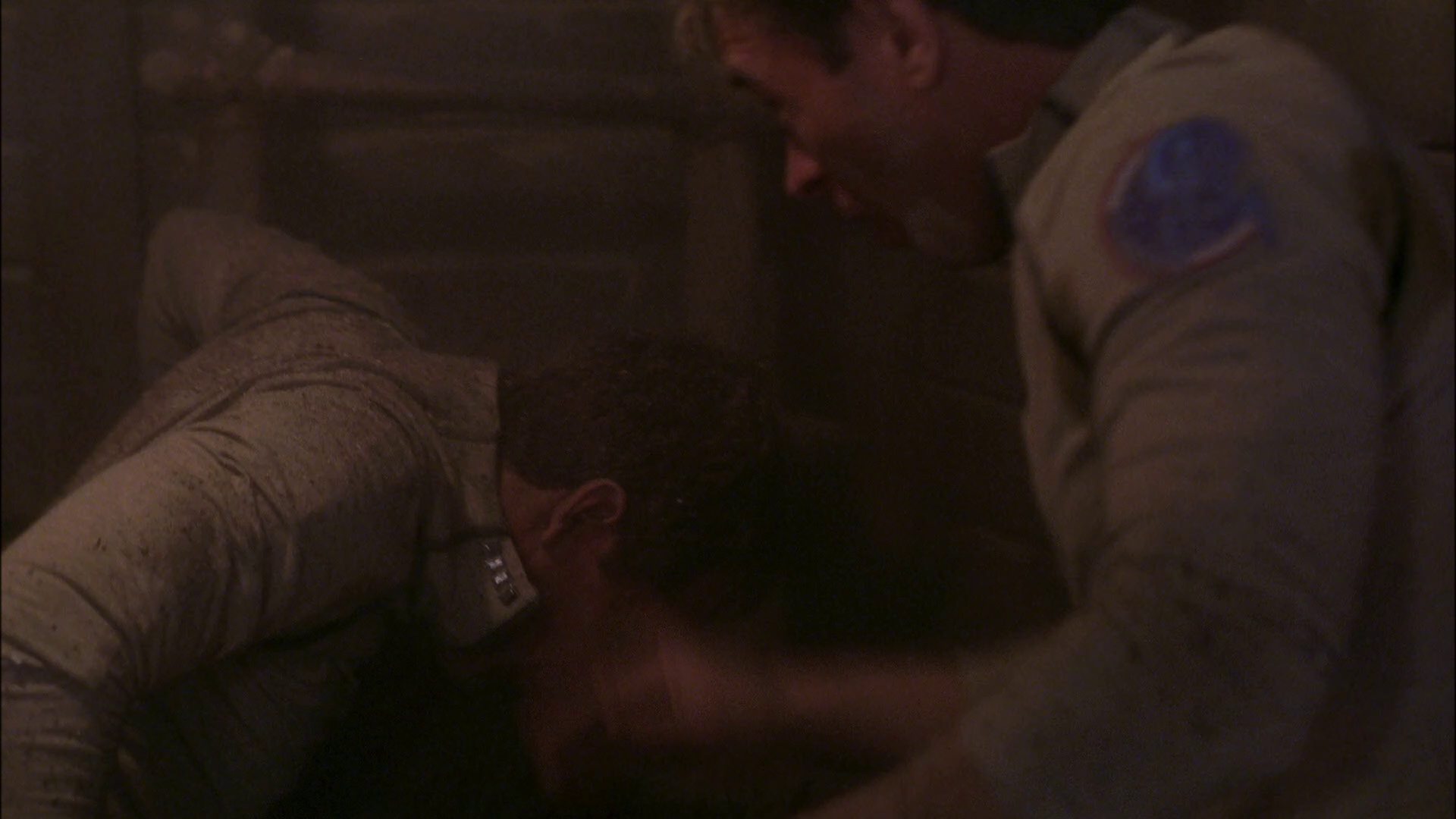 extant_StarTrek_ENT_1x24-DesertCrossing_1752.jpg
