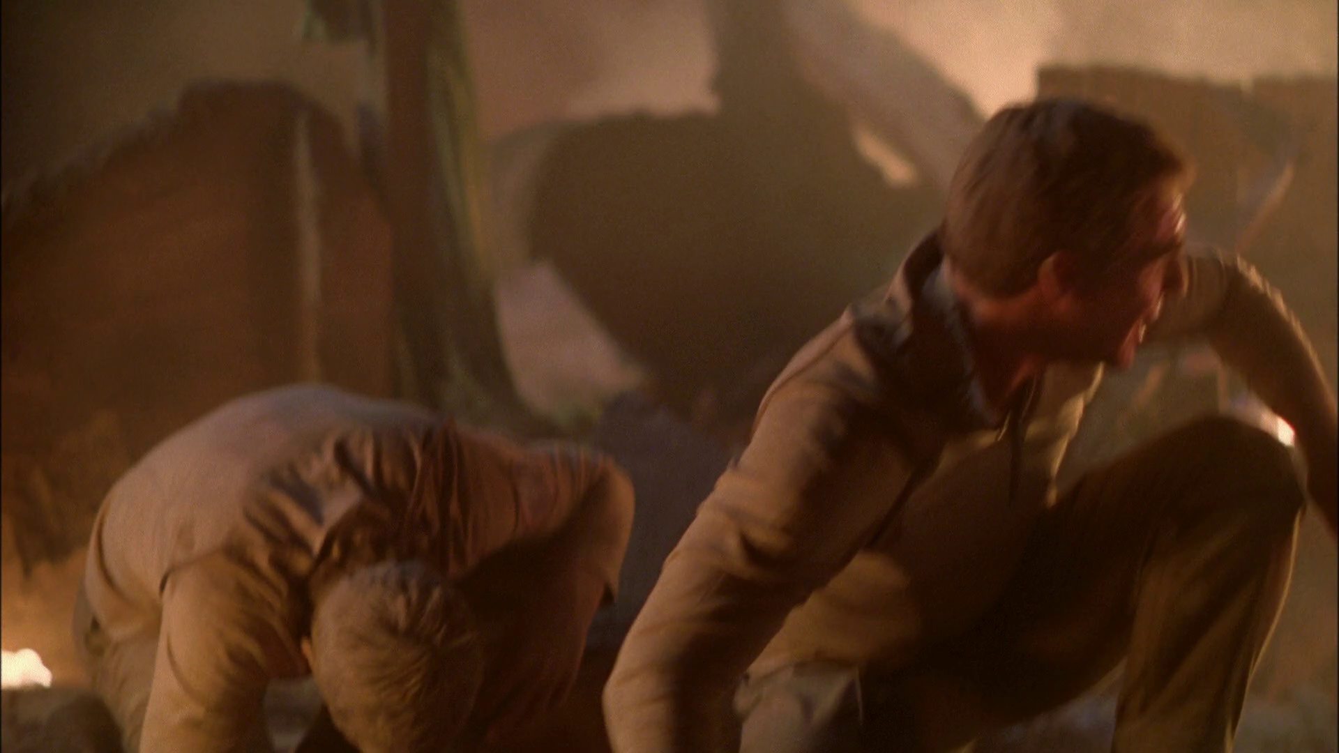 extant_StarTrek_ENT_1x24-DesertCrossing_1797.jpg