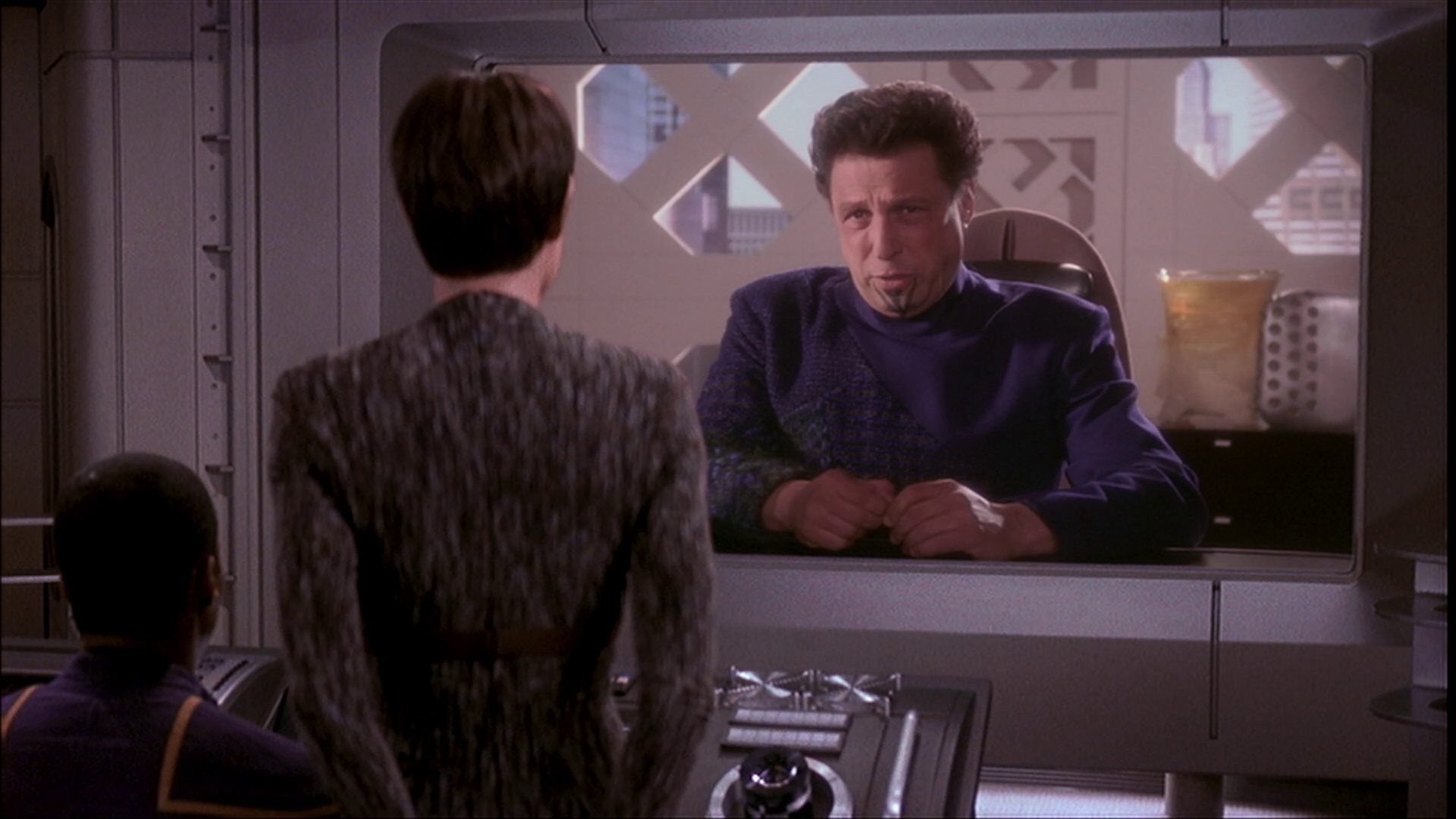 extant_StarTrek_ENT_1x24-DesertCrossing_1874.jpg