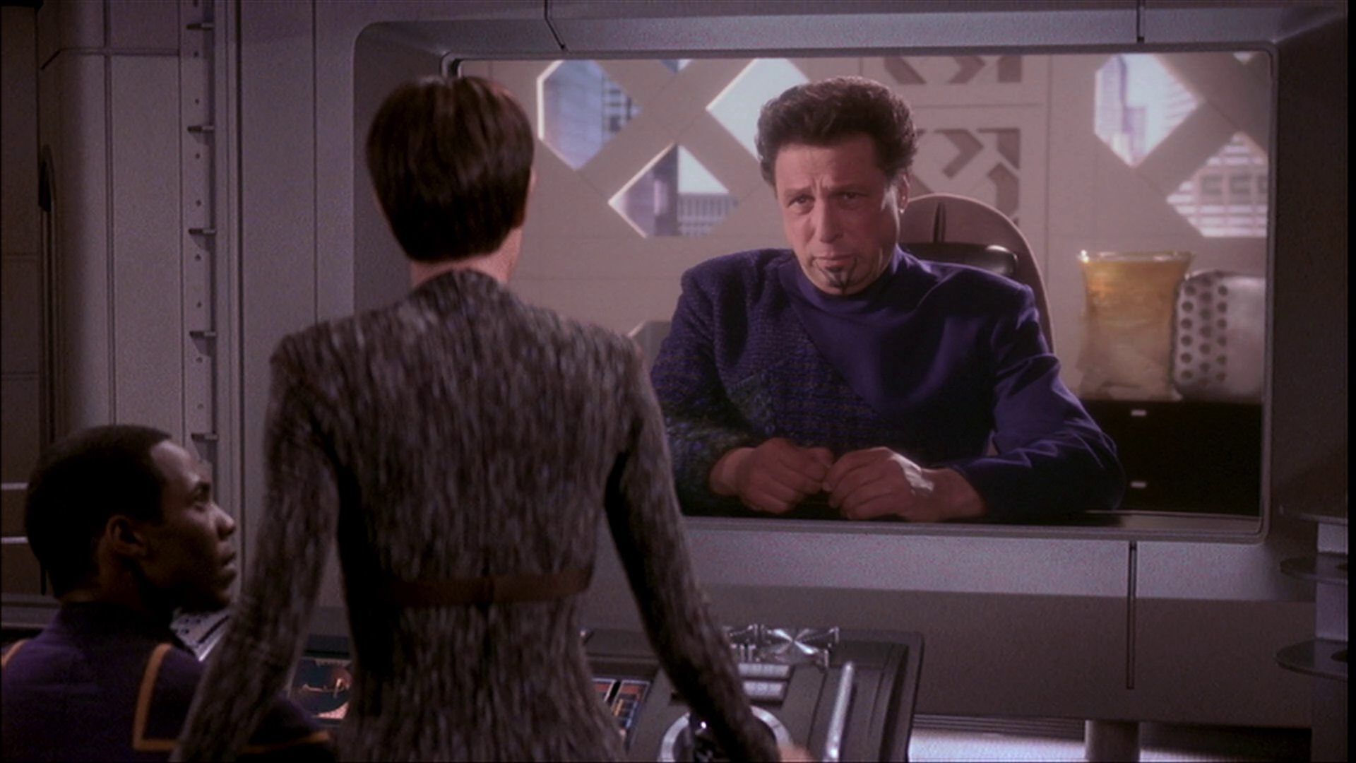 extant_StarTrek_ENT_1x24-DesertCrossing_1875.jpg
