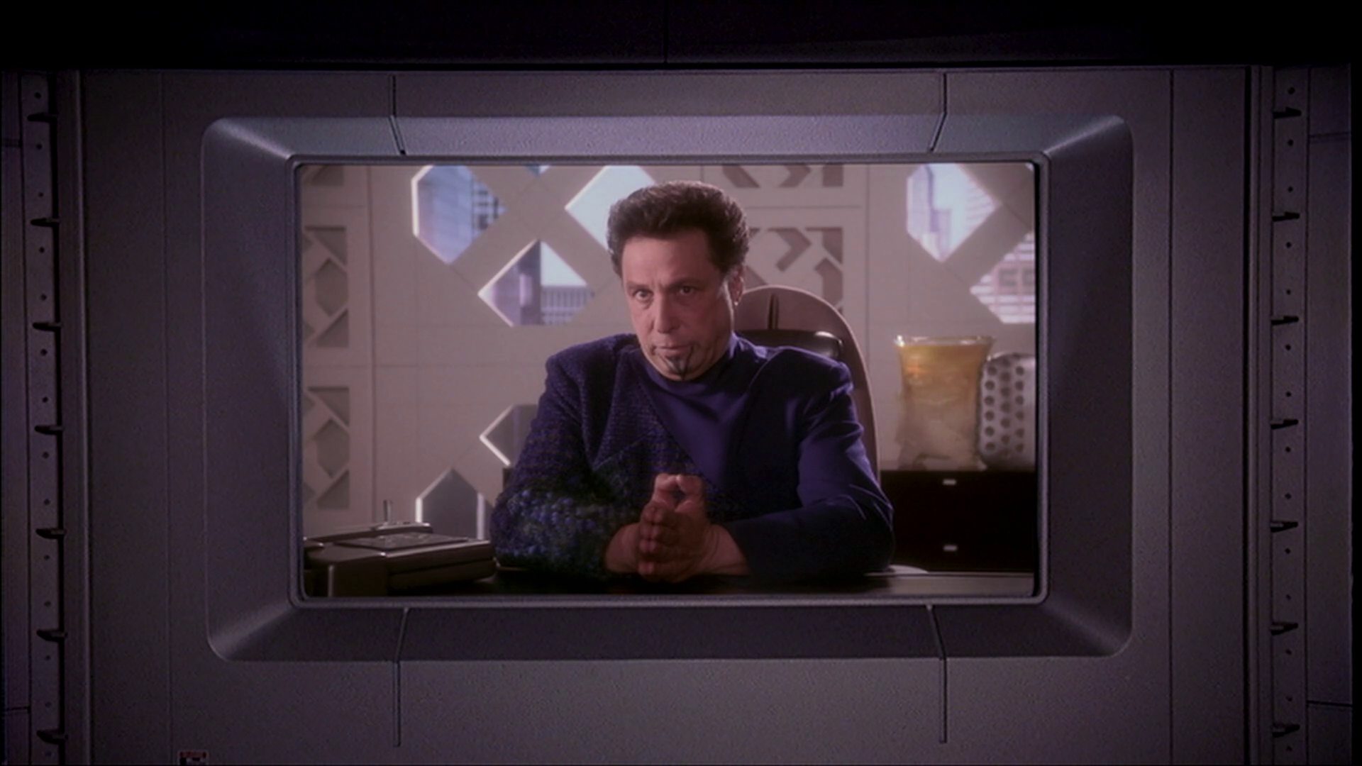 extant_StarTrek_ENT_1x24-DesertCrossing_1903.jpg