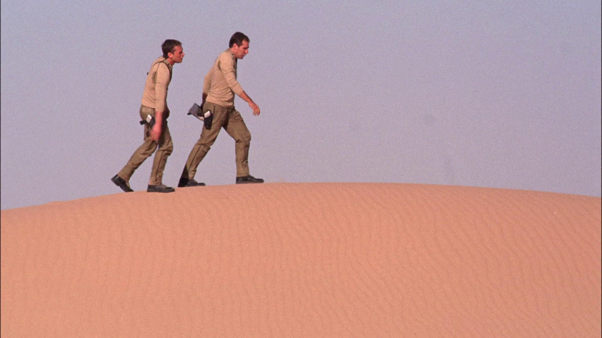 extant_StarTrek_ENT_1x24-DesertCrossing_2003.jpg