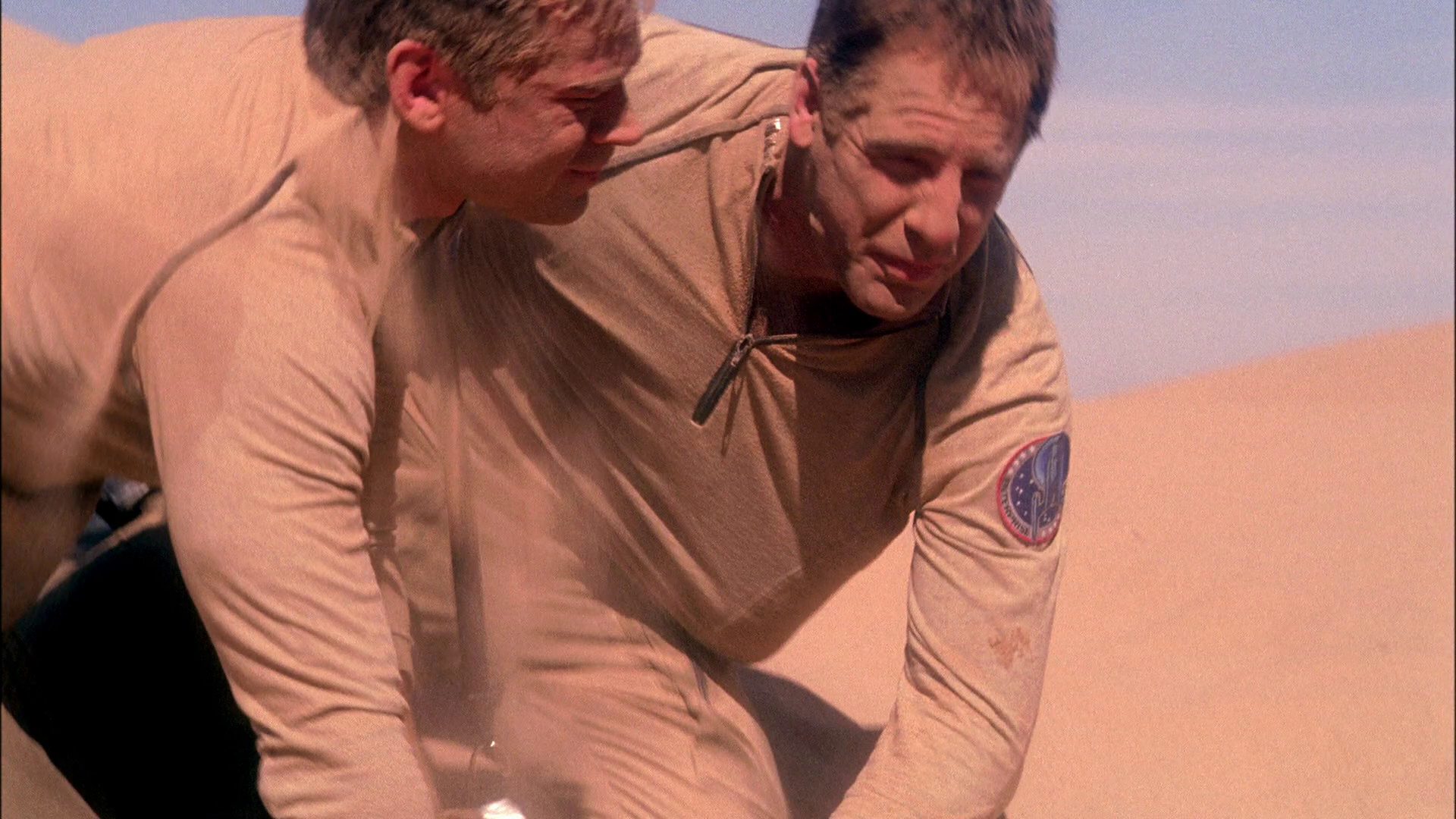 extant_StarTrek_ENT_1x24-DesertCrossing_2201.jpg