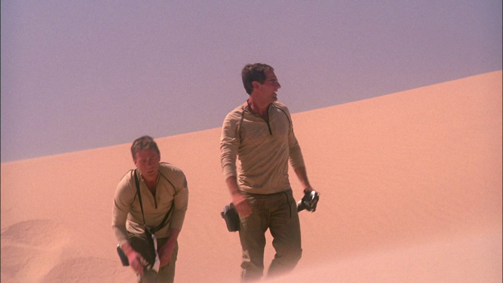 extant_StarTrek_ENT_1x24-DesertCrossing_2317.jpg