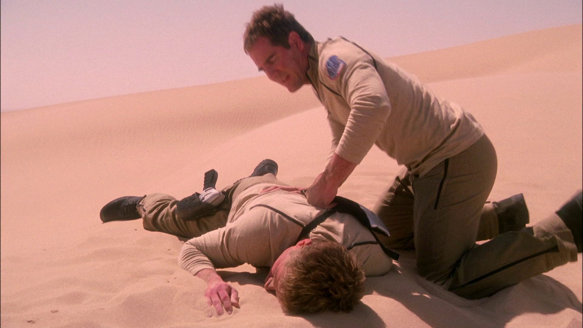 extant_StarTrek_ENT_1x24-DesertCrossing_2343.jpg