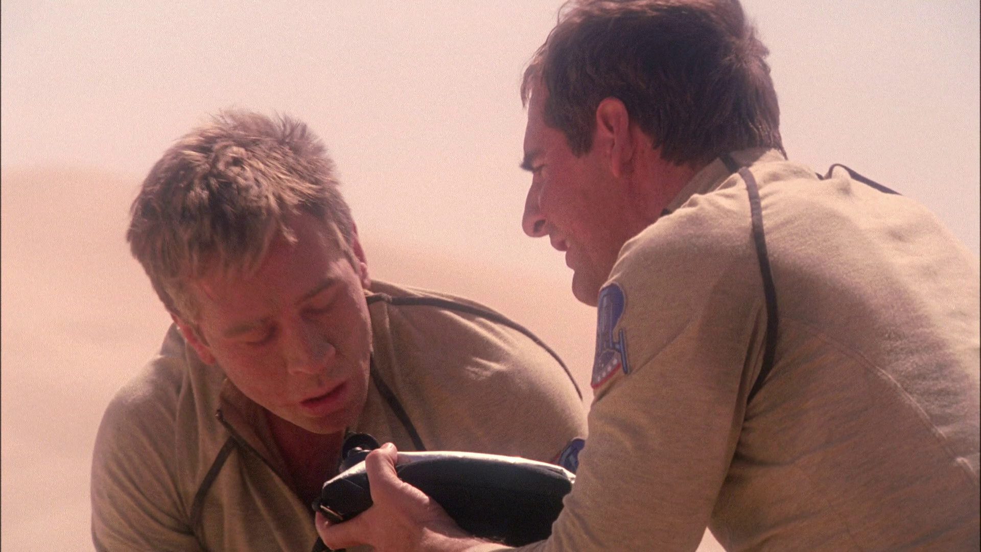 extant_StarTrek_ENT_1x24-DesertCrossing_2440.jpg