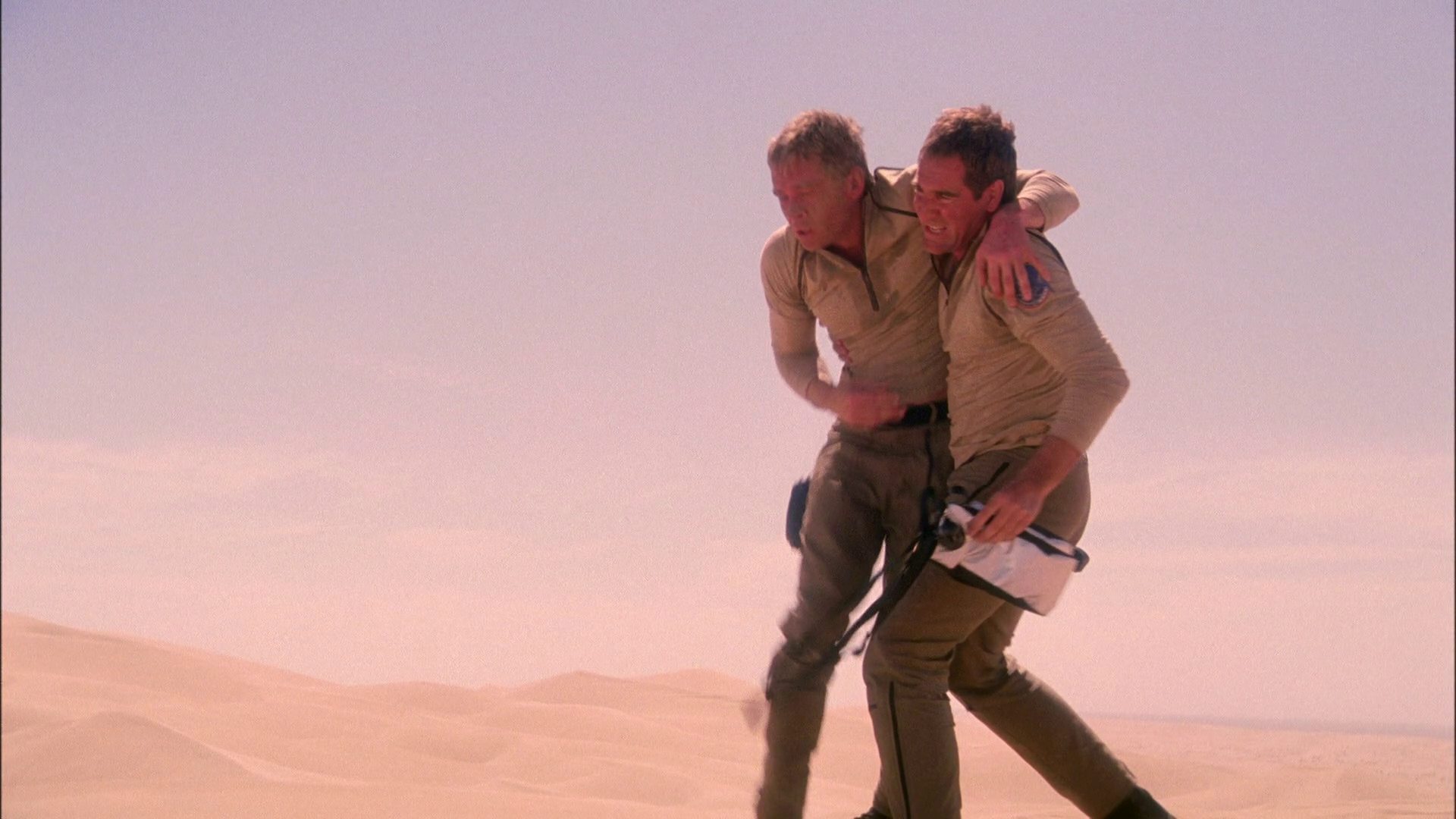 extant_StarTrek_ENT_1x24-DesertCrossing_2470.jpg