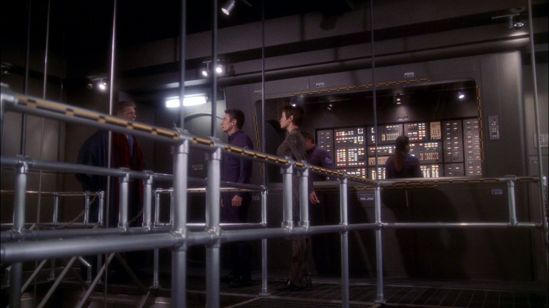 extant_StarTrek_ENT_1x24-DesertCrossing_2536.jpg