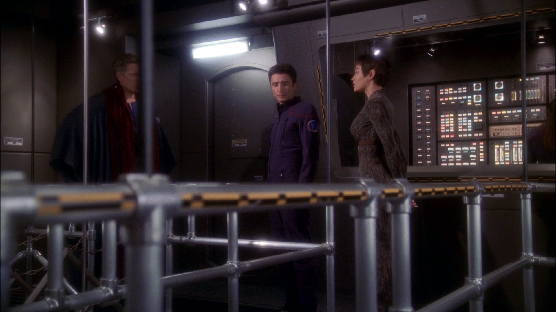 extant_StarTrek_ENT_1x24-DesertCrossing_2548.jpg