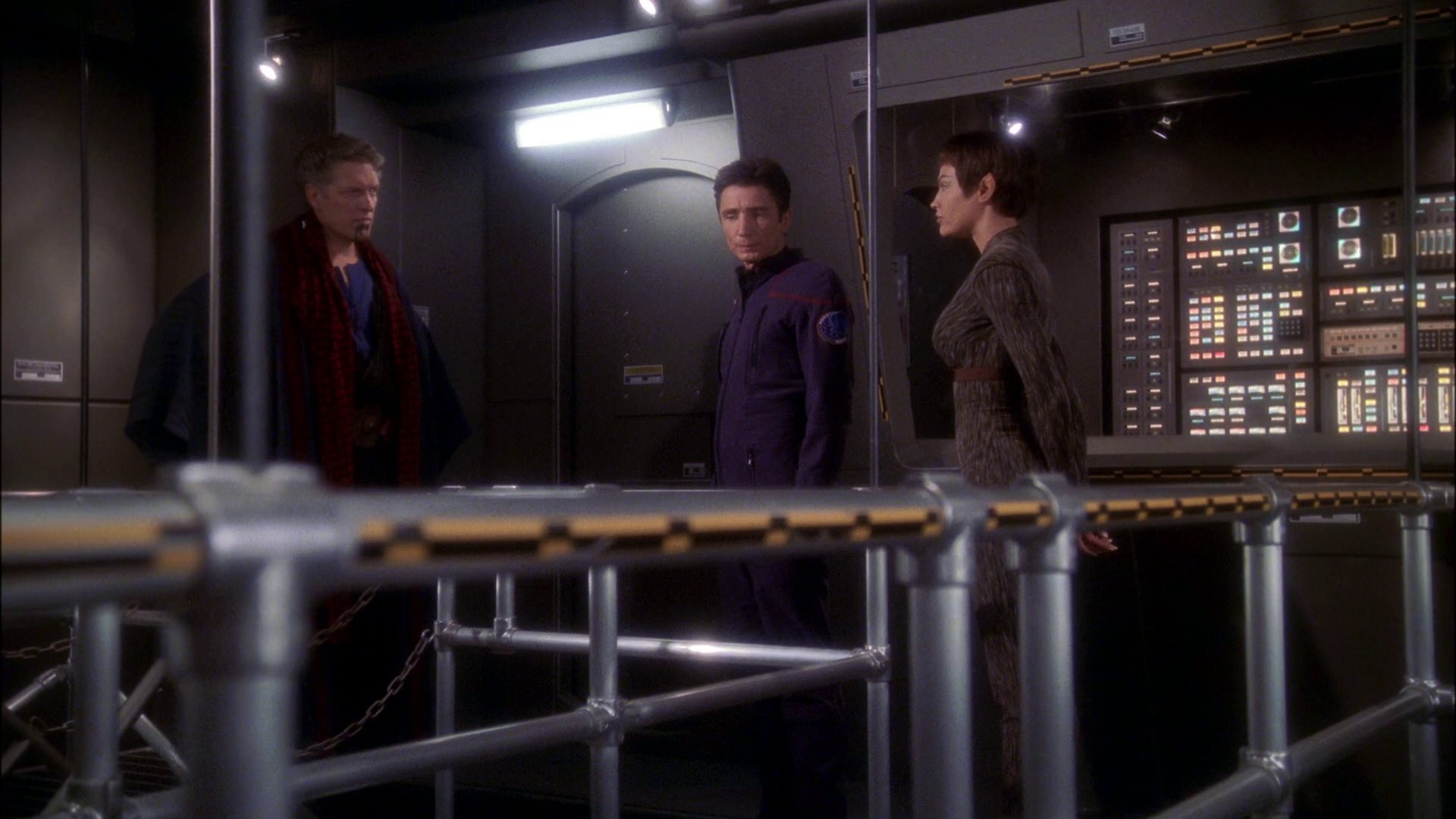 extant_StarTrek_ENT_1x24-DesertCrossing_2549.jpg