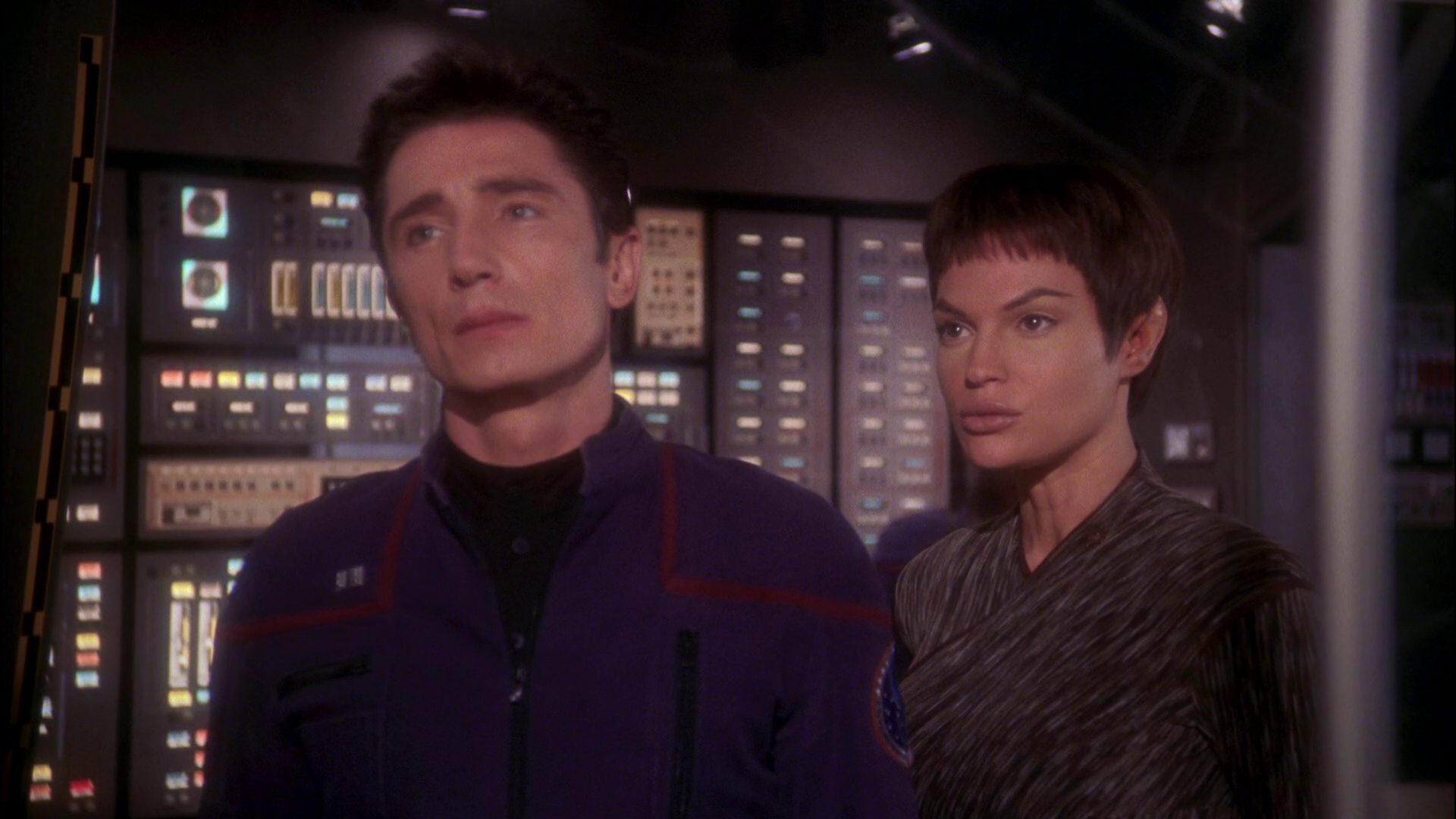 extant_StarTrek_ENT_1x24-DesertCrossing_2633.jpg