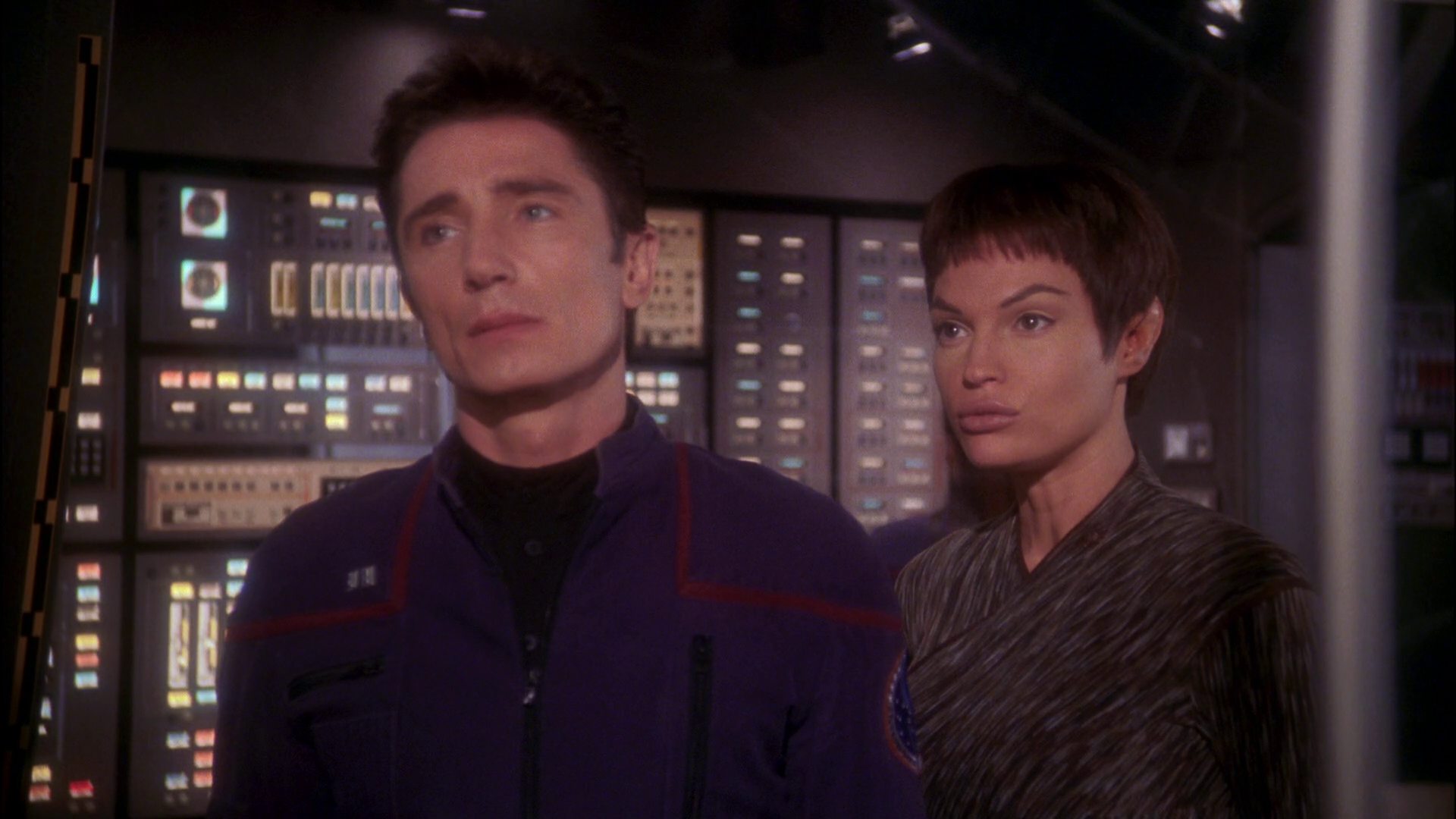 extant_StarTrek_ENT_1x24-DesertCrossing_2634.jpg