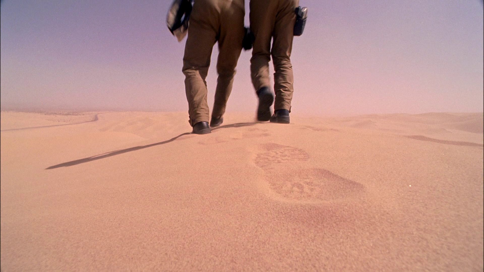 extant_StarTrek_ENT_1x24-DesertCrossing_2690.jpg
