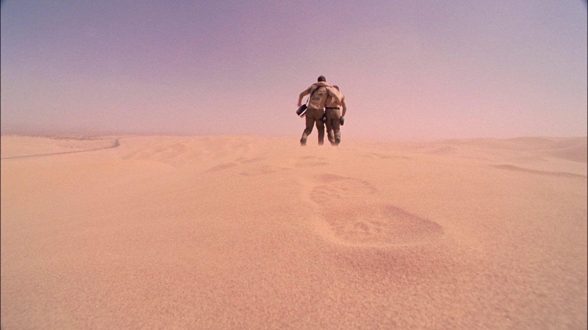 extant_StarTrek_ENT_1x24-DesertCrossing_2695.jpg