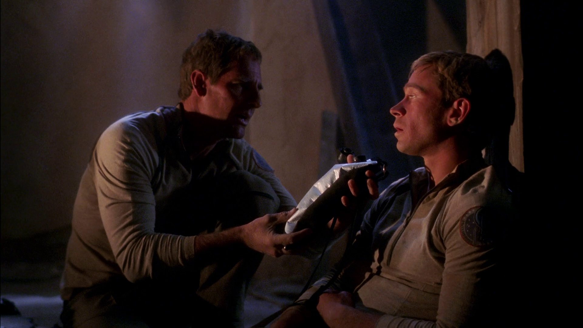 extant_StarTrek_ENT_1x24-DesertCrossing_2898.jpg