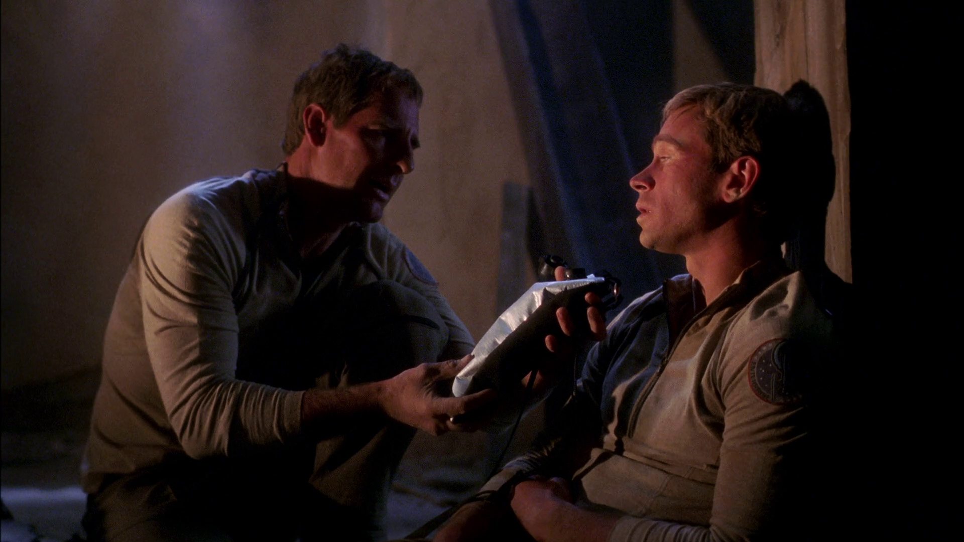 extant_StarTrek_ENT_1x24-DesertCrossing_2899.jpg