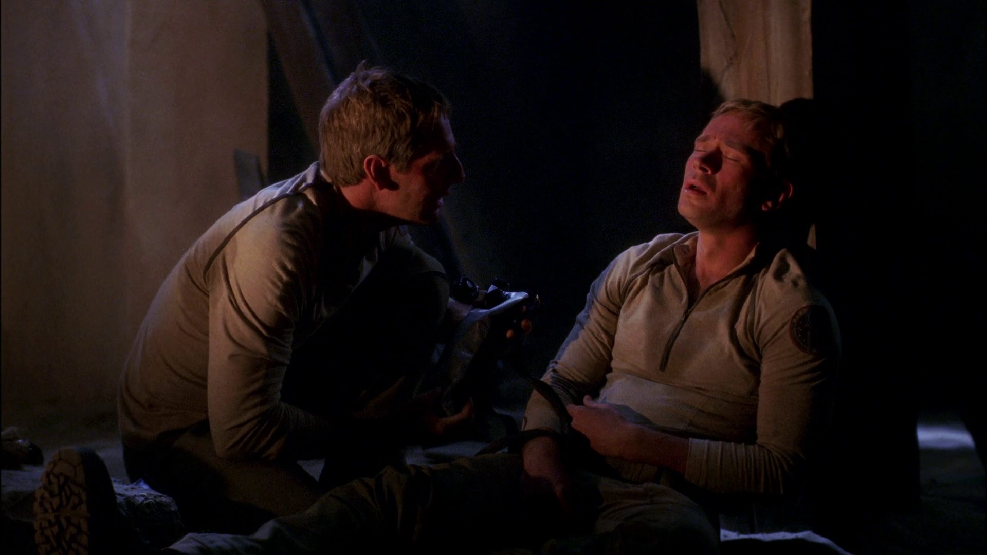 extant_StarTrek_ENT_1x24-DesertCrossing_2932.jpg