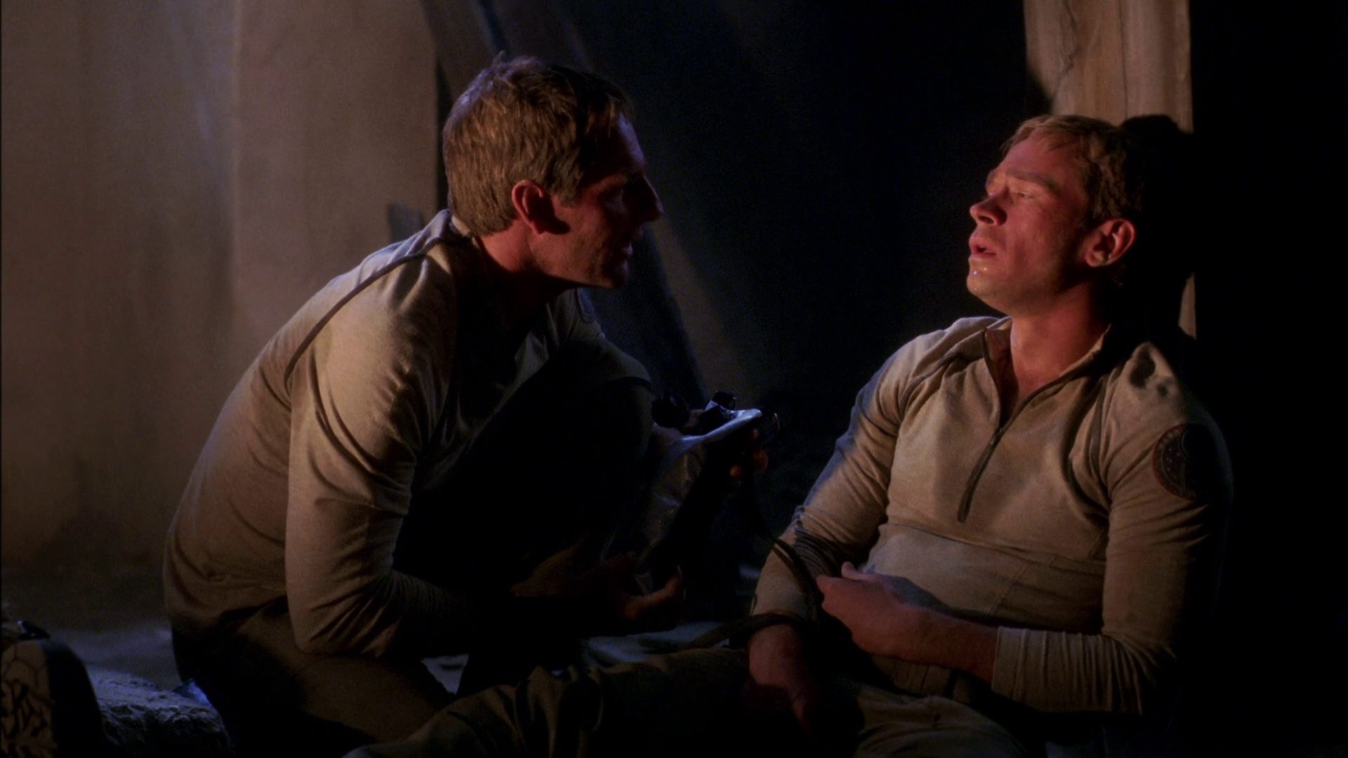 extant_StarTrek_ENT_1x24-DesertCrossing_2939.jpg