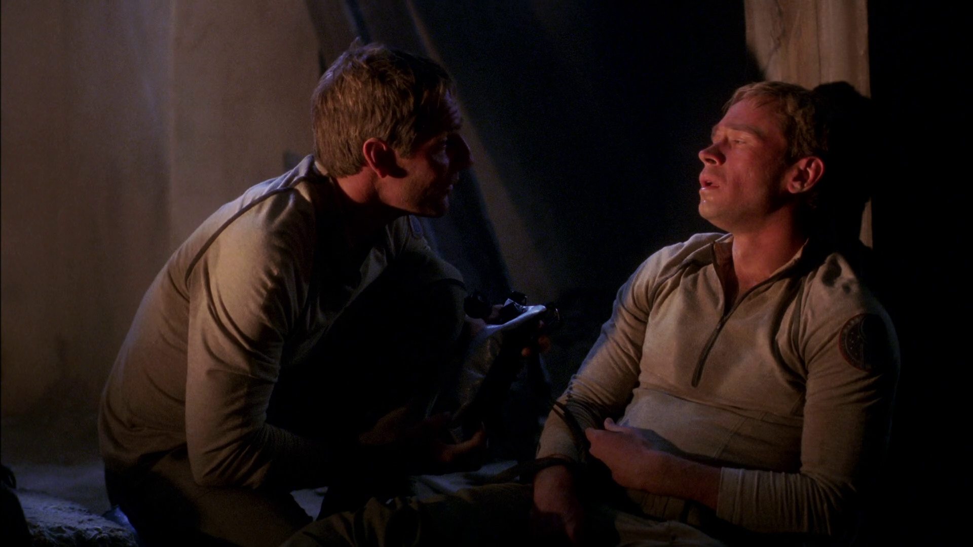 extant_StarTrek_ENT_1x24-DesertCrossing_2941.jpg