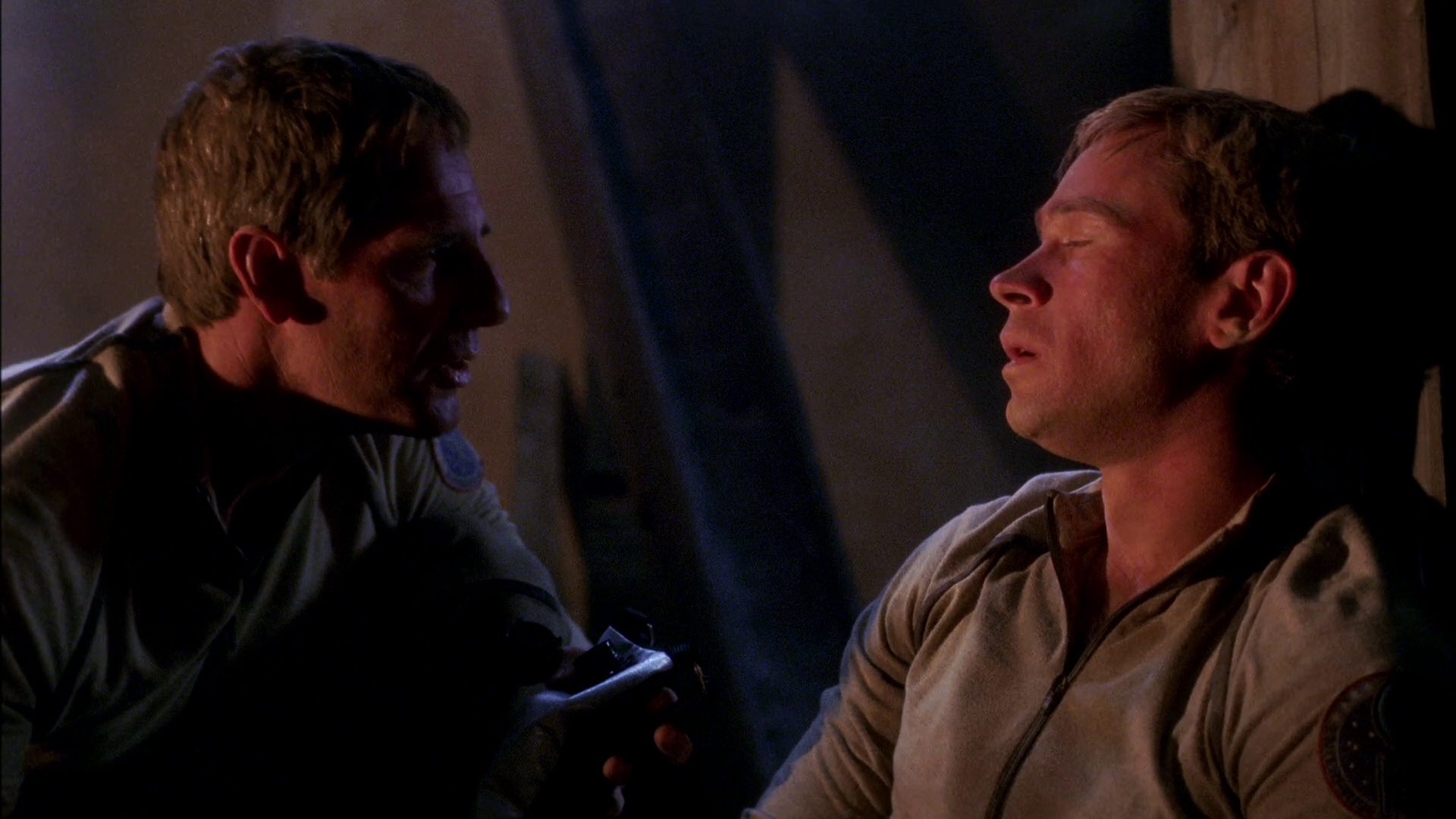 extant_StarTrek_ENT_1x24-DesertCrossing_2961.jpg
