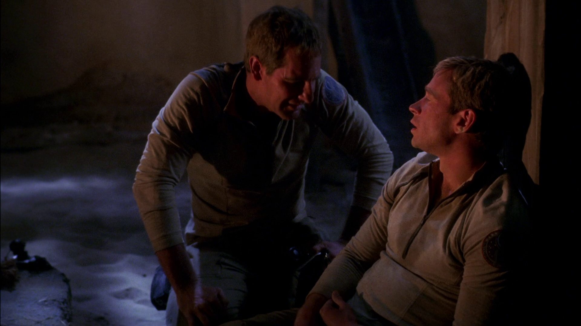 extant_StarTrek_ENT_1x24-DesertCrossing_3146.jpg