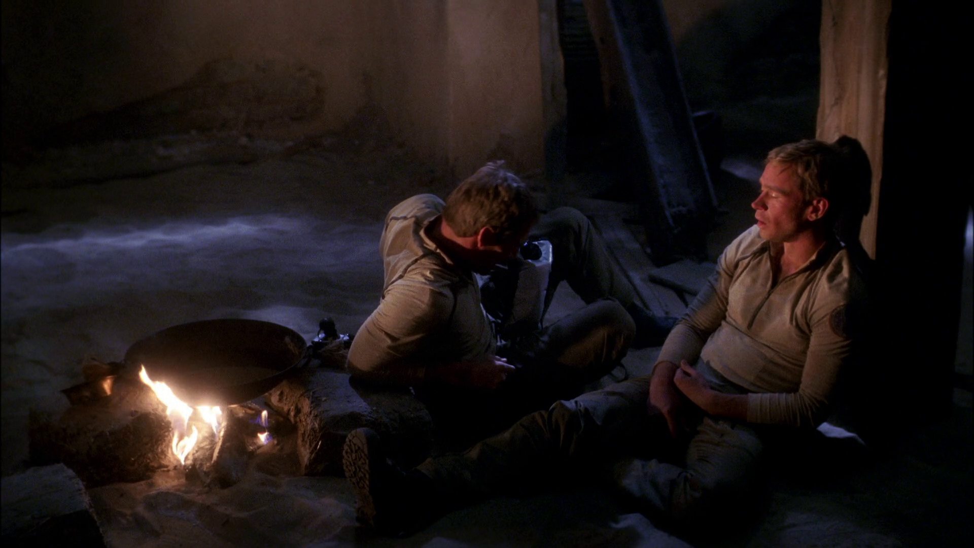 extant_StarTrek_ENT_1x24-DesertCrossing_3173.jpg