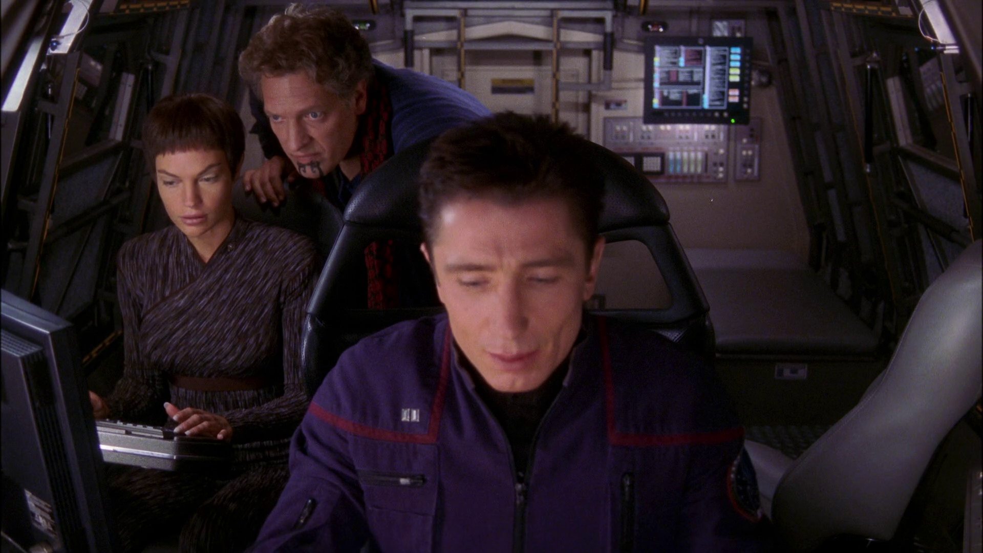 extant_StarTrek_ENT_1x24-DesertCrossing_3196.jpg