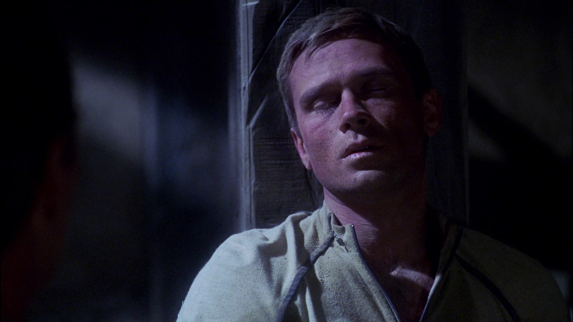 extant_StarTrek_ENT_1x24-DesertCrossing_3237.jpg