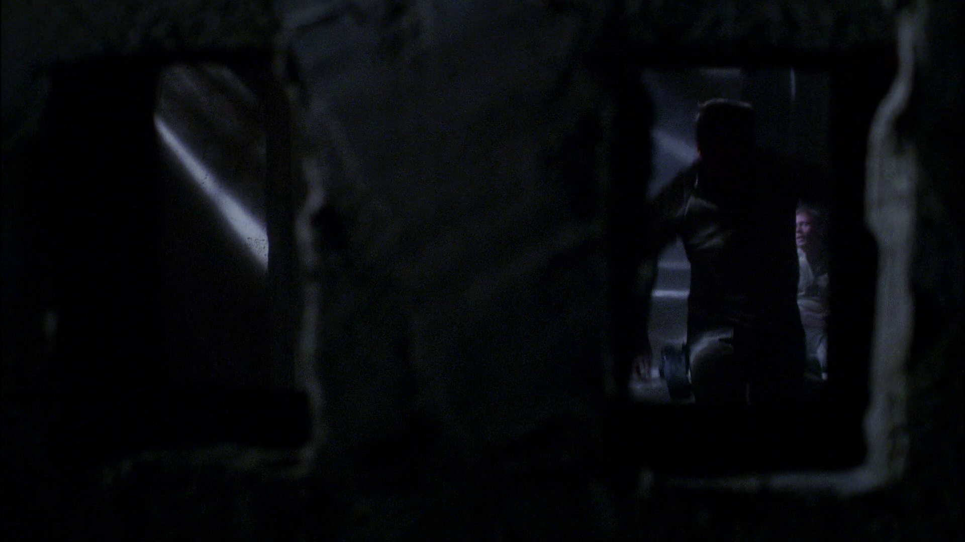 extant_StarTrek_ENT_1x24-DesertCrossing_3346.jpg