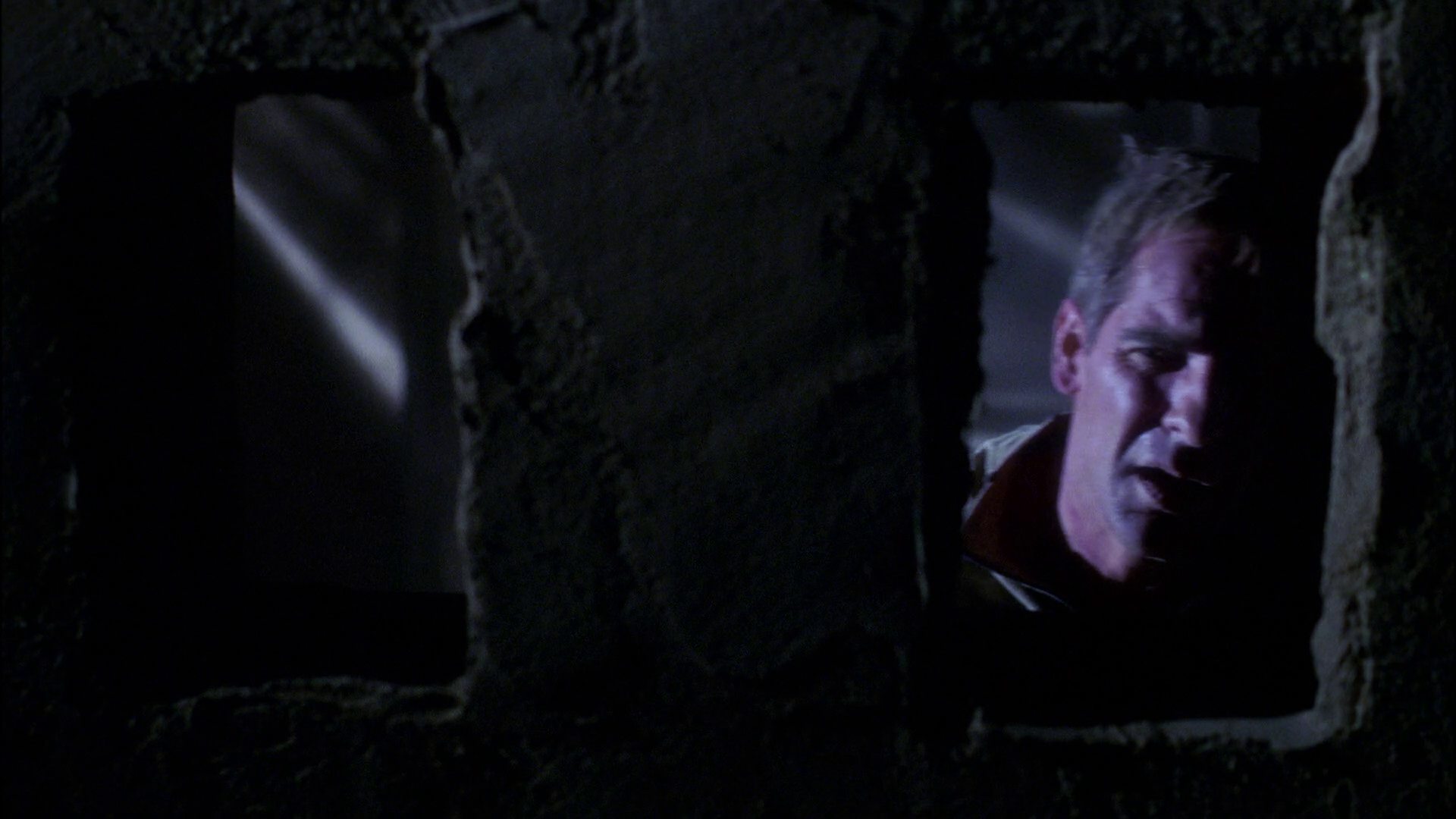 extant_StarTrek_ENT_1x24-DesertCrossing_3351.jpg