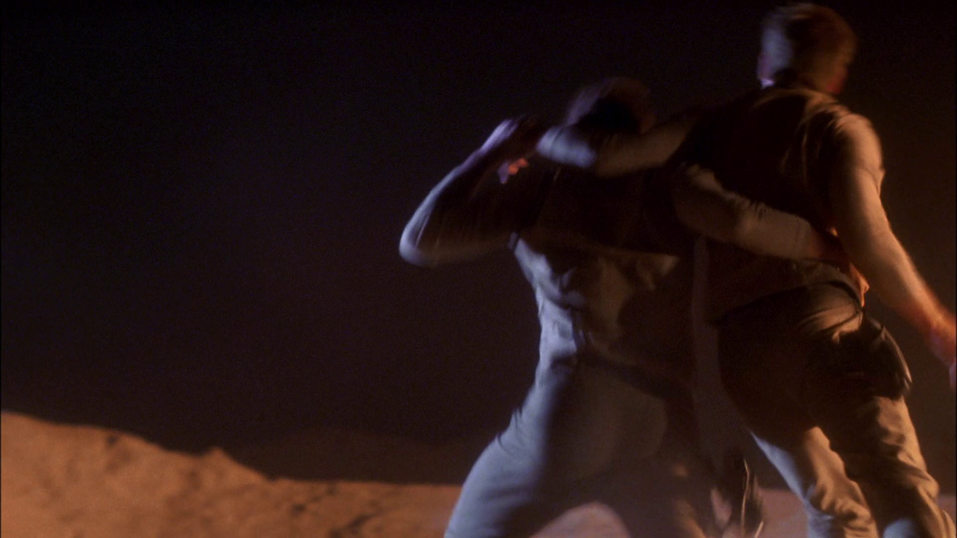 extant_StarTrek_ENT_1x24-DesertCrossing_3430.jpg