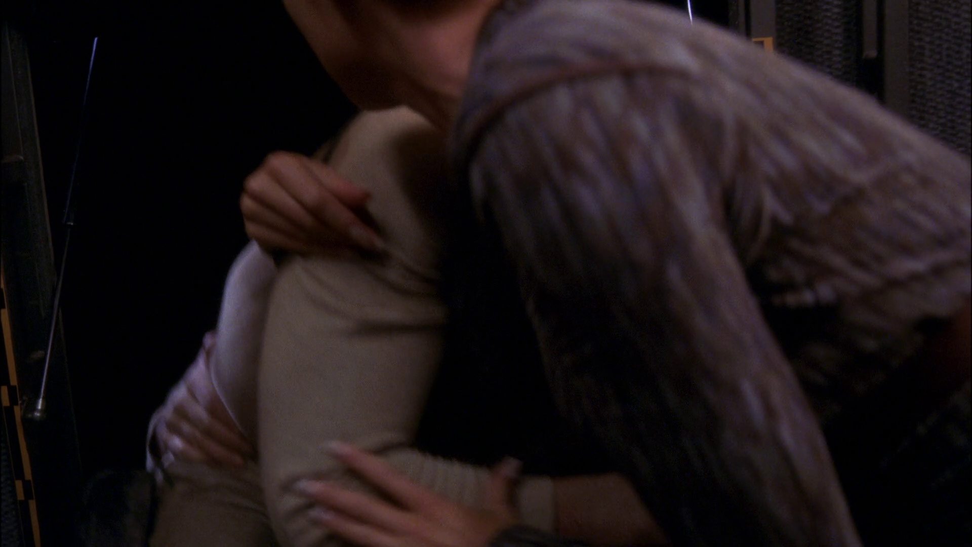 extant_StarTrek_ENT_1x24-DesertCrossing_3529.jpg