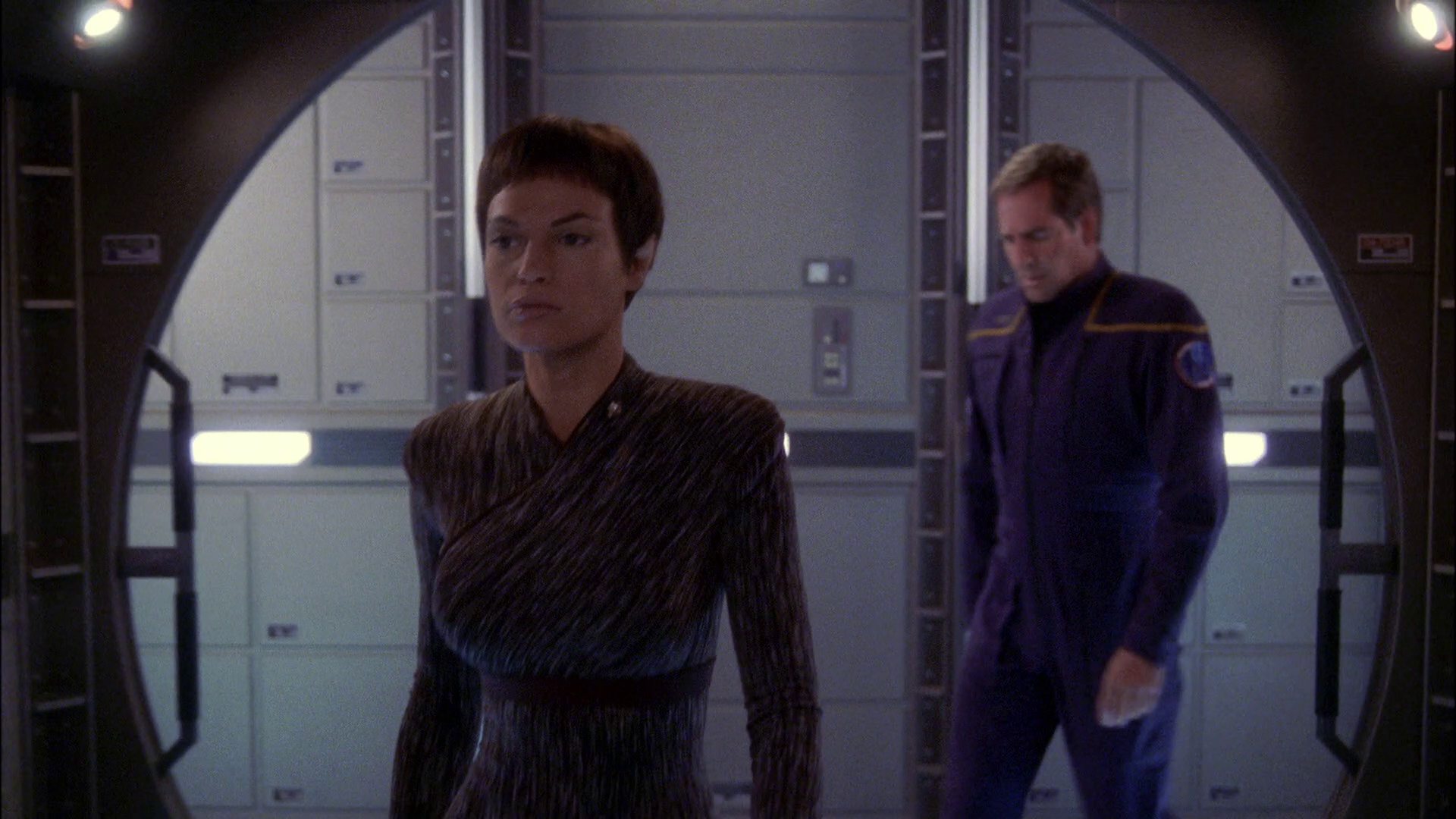 extant_StarTrek_ENT_1x24-DesertCrossing_3639.jpg