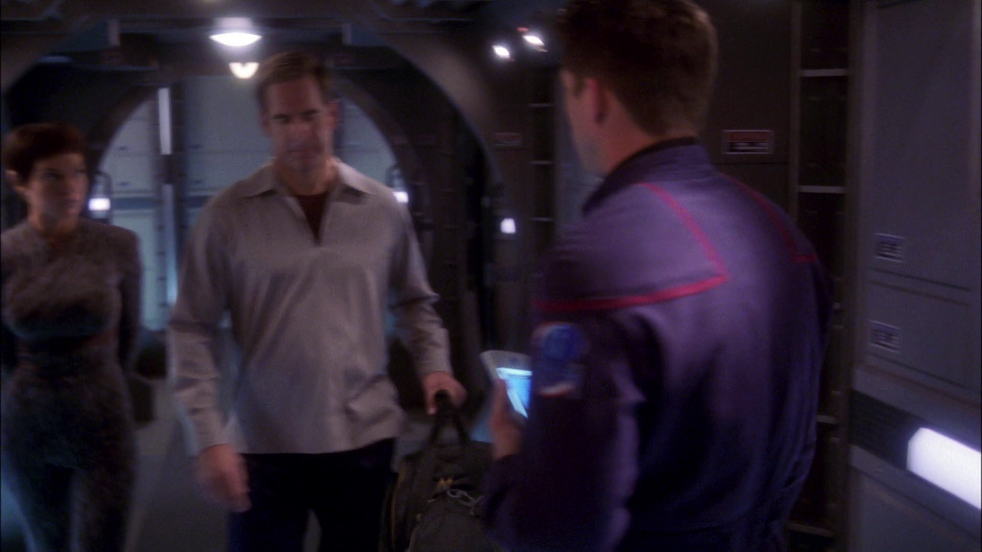 extant_StarTrek_ENT_1x25-TwoDaysAndTwoNights_0022.jpg