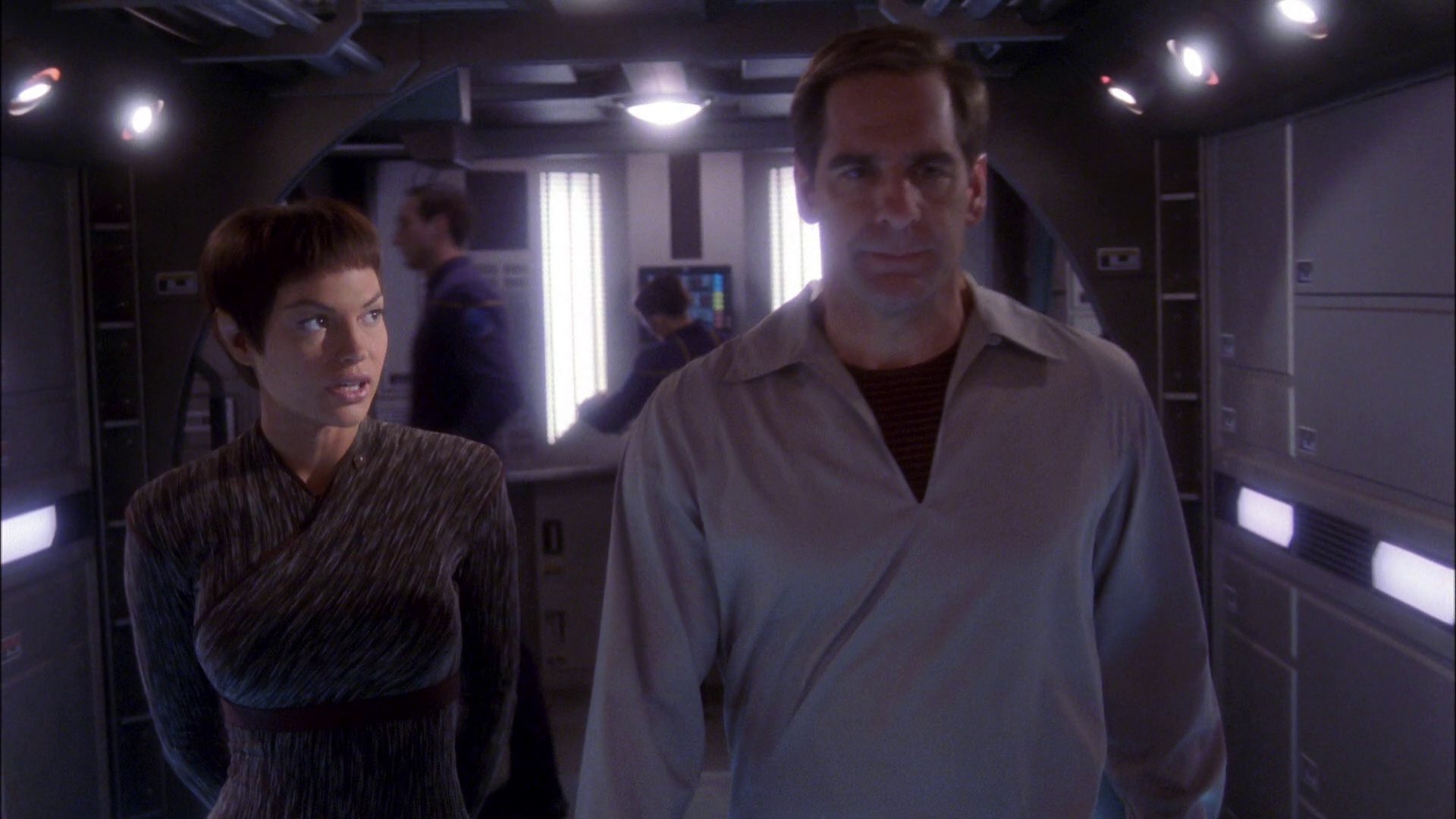 extant_StarTrek_ENT_1x25-TwoDaysAndTwoNights_0041.jpg