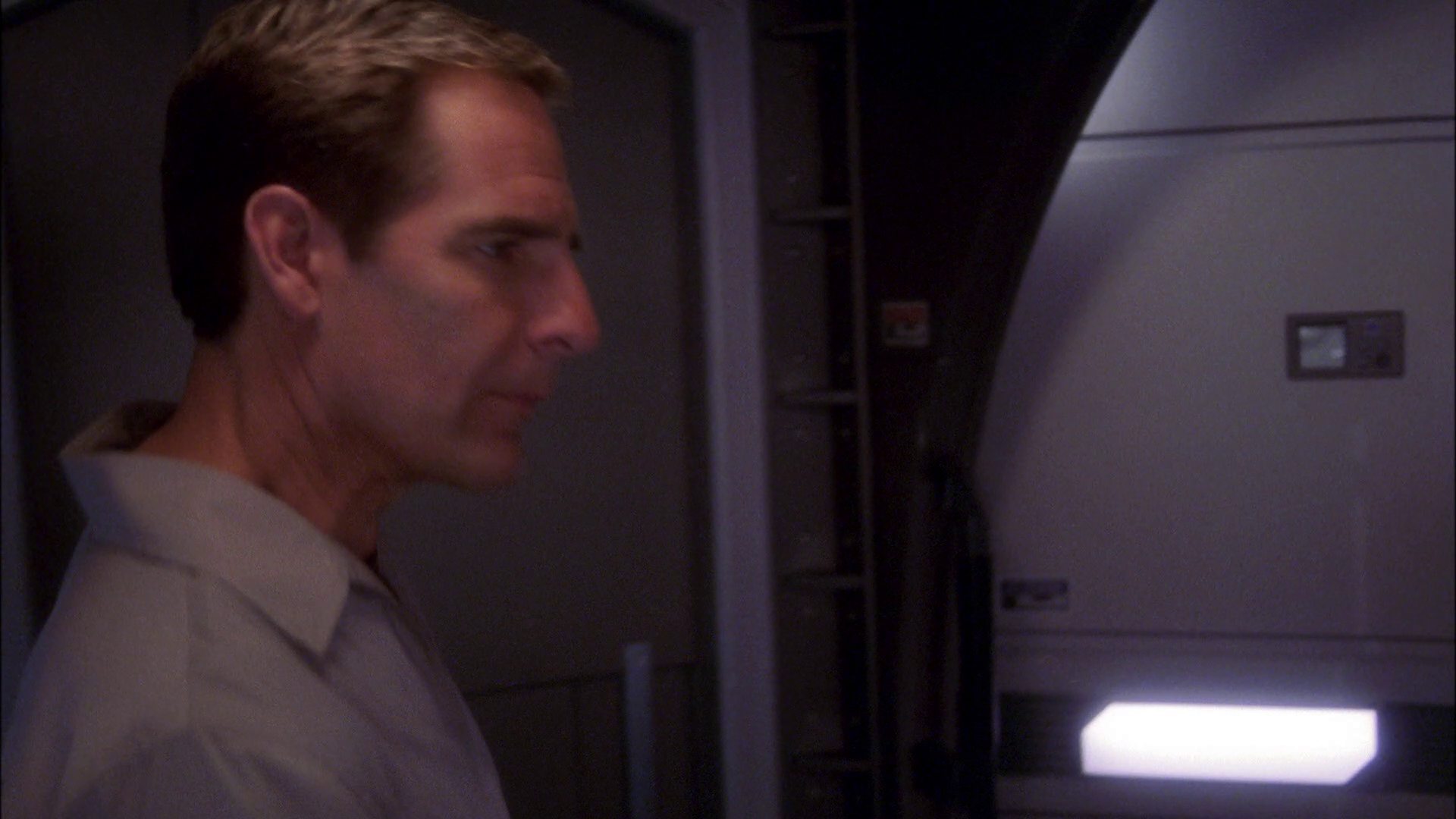 extant_StarTrek_ENT_1x25-TwoDaysAndTwoNights_0049.jpg