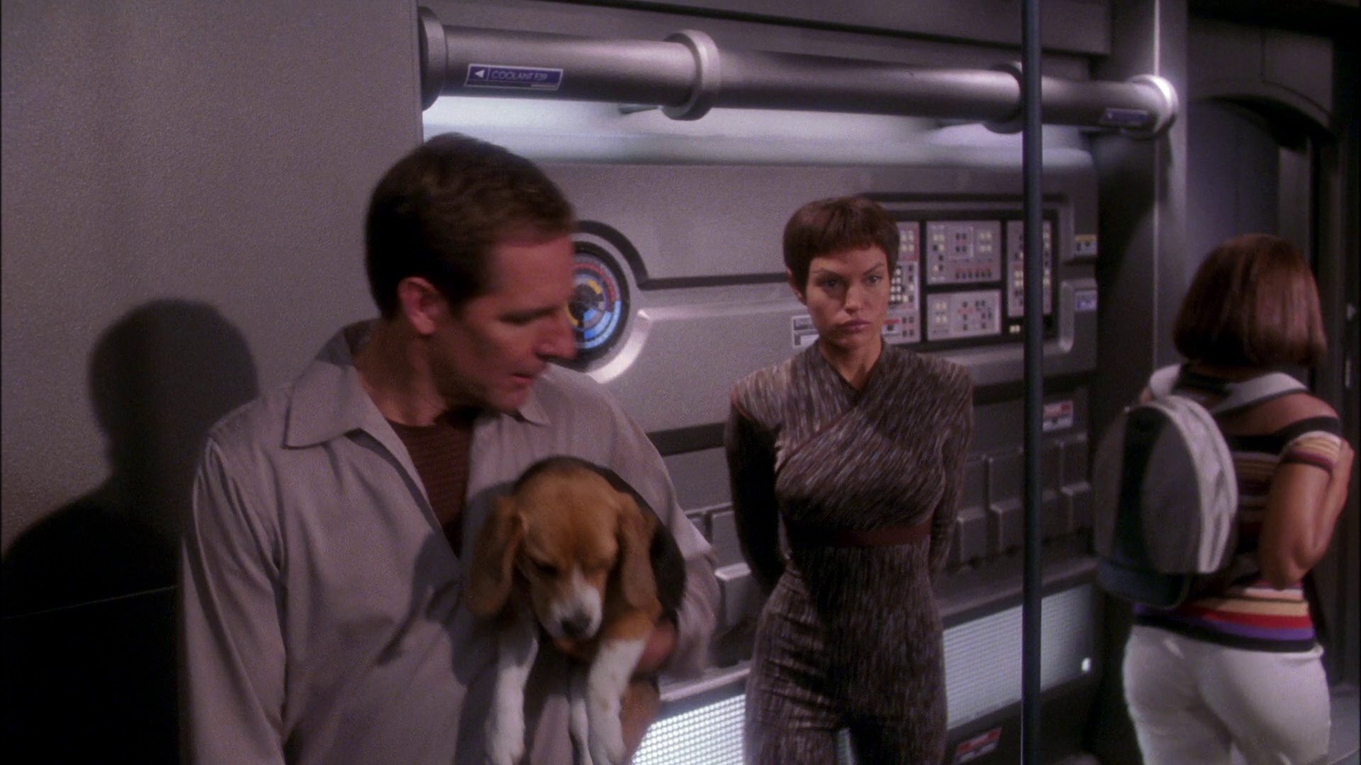 extant_StarTrek_ENT_1x25-TwoDaysAndTwoNights_0109.jpg