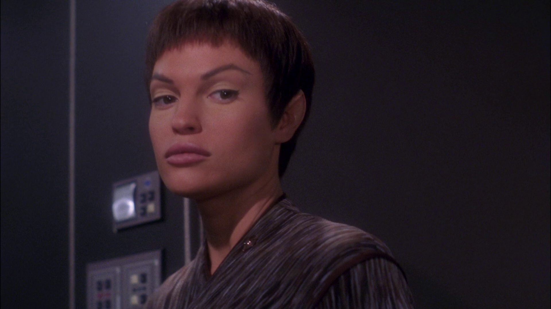 extant_StarTrek_ENT_1x25-TwoDaysAndTwoNights_0128.jpg