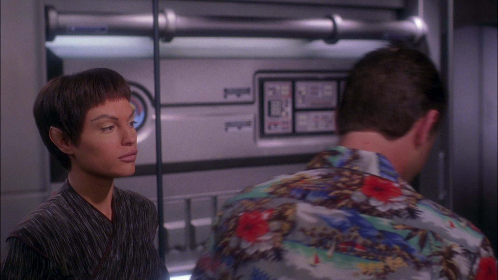 extant_StarTrek_ENT_1x25-TwoDaysAndTwoNights_0139.jpg