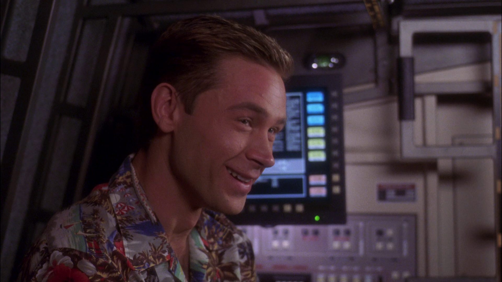 extant_StarTrek_ENT_1x25-TwoDaysAndTwoNights_0335.jpg