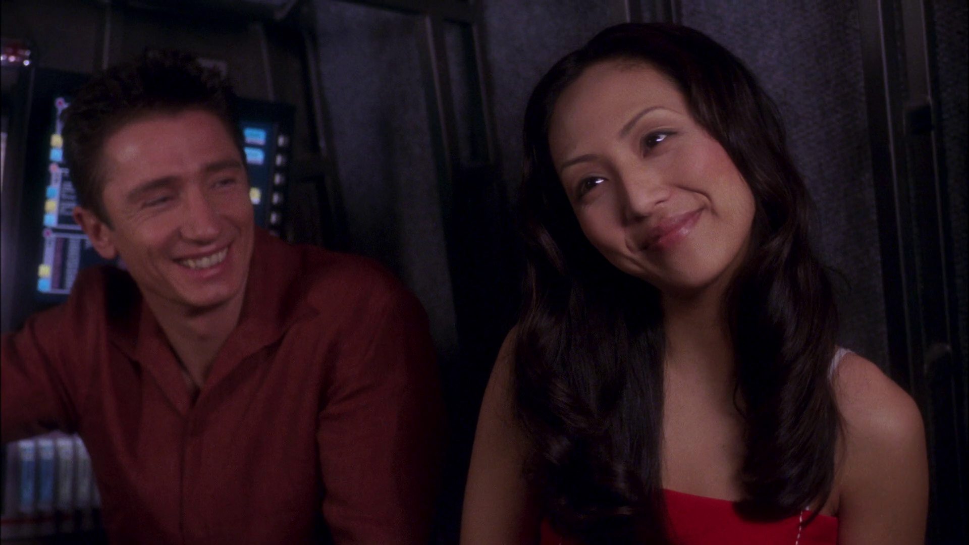extant_StarTrek_ENT_1x25-TwoDaysAndTwoNights_0373.jpg