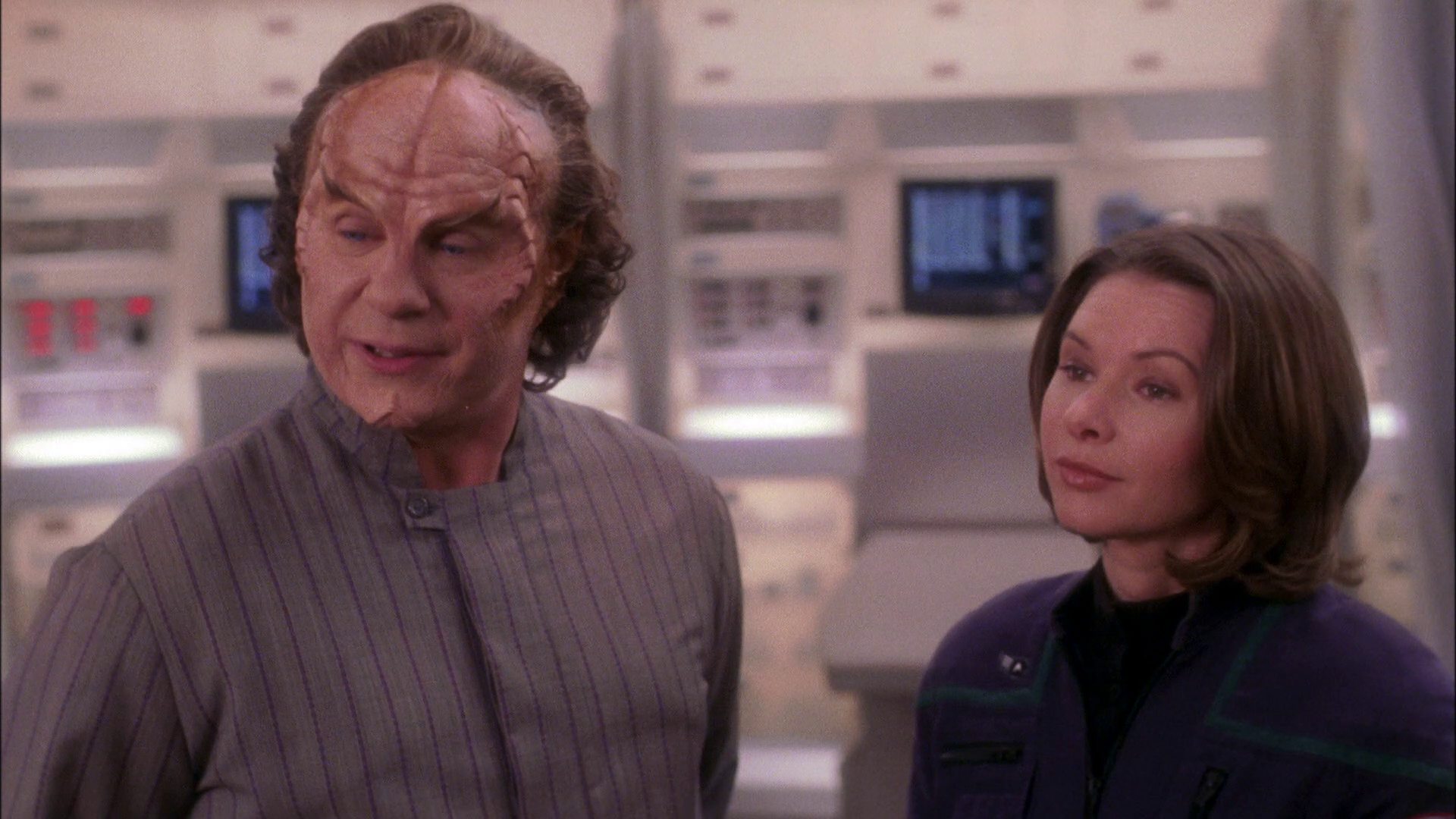 extant_StarTrek_ENT_1x25-TwoDaysAndTwoNights_0425.jpg