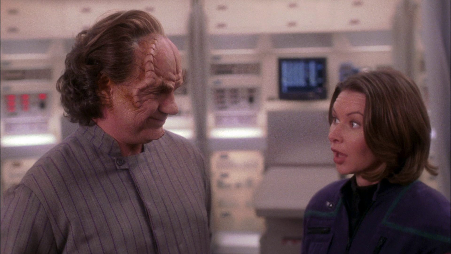 extant_StarTrek_ENT_1x25-TwoDaysAndTwoNights_0433.jpg