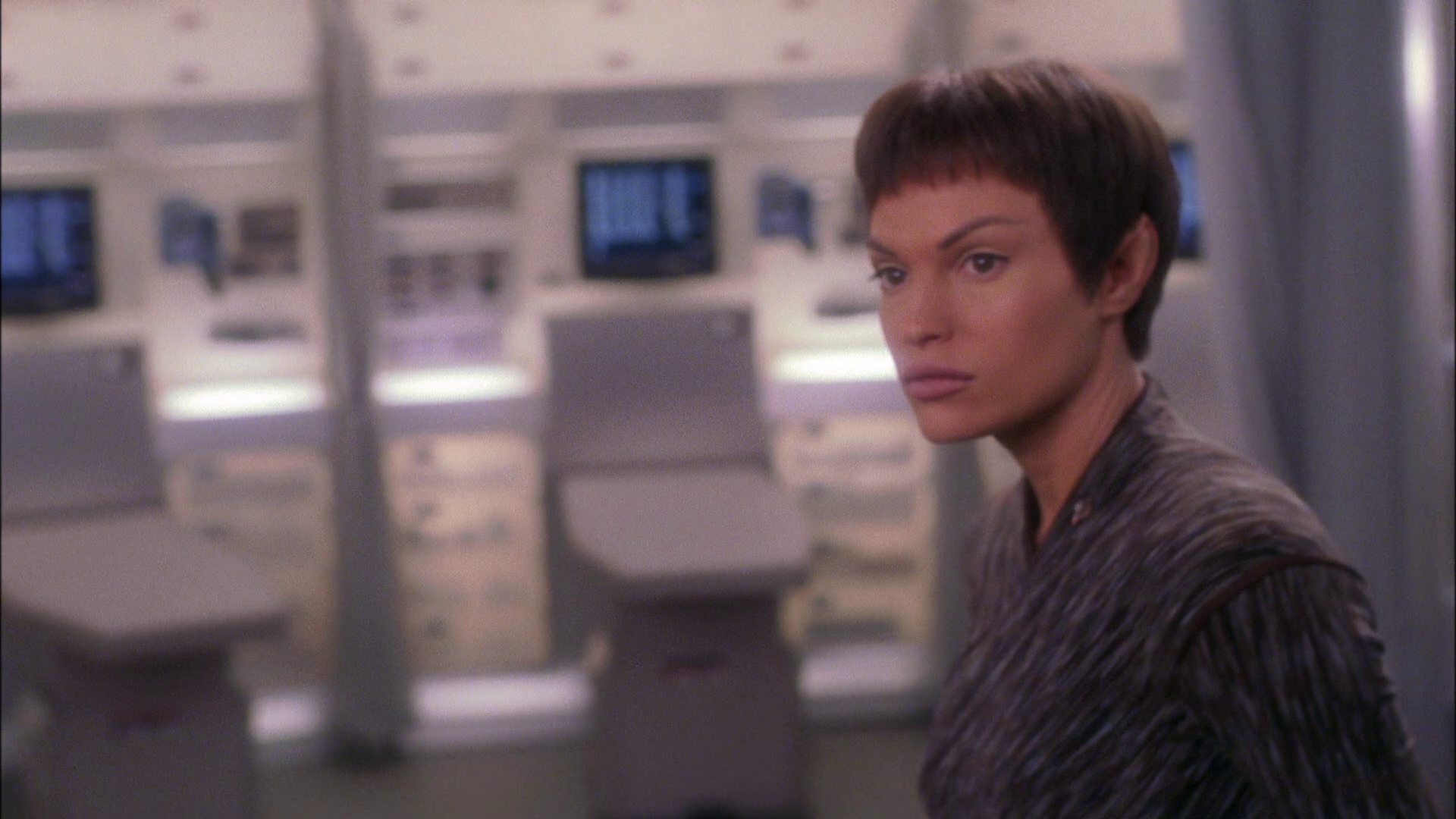 extant_StarTrek_ENT_1x25-TwoDaysAndTwoNights_0449.jpg