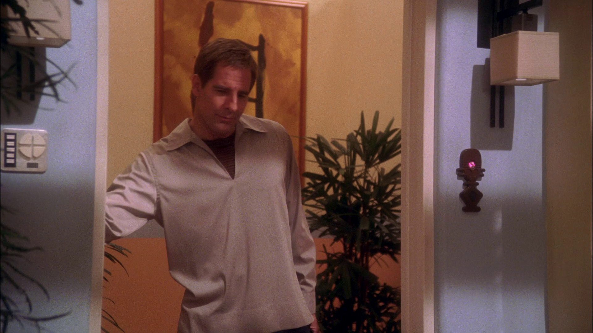 extant_StarTrek_ENT_1x25-TwoDaysAndTwoNights_0467.jpg